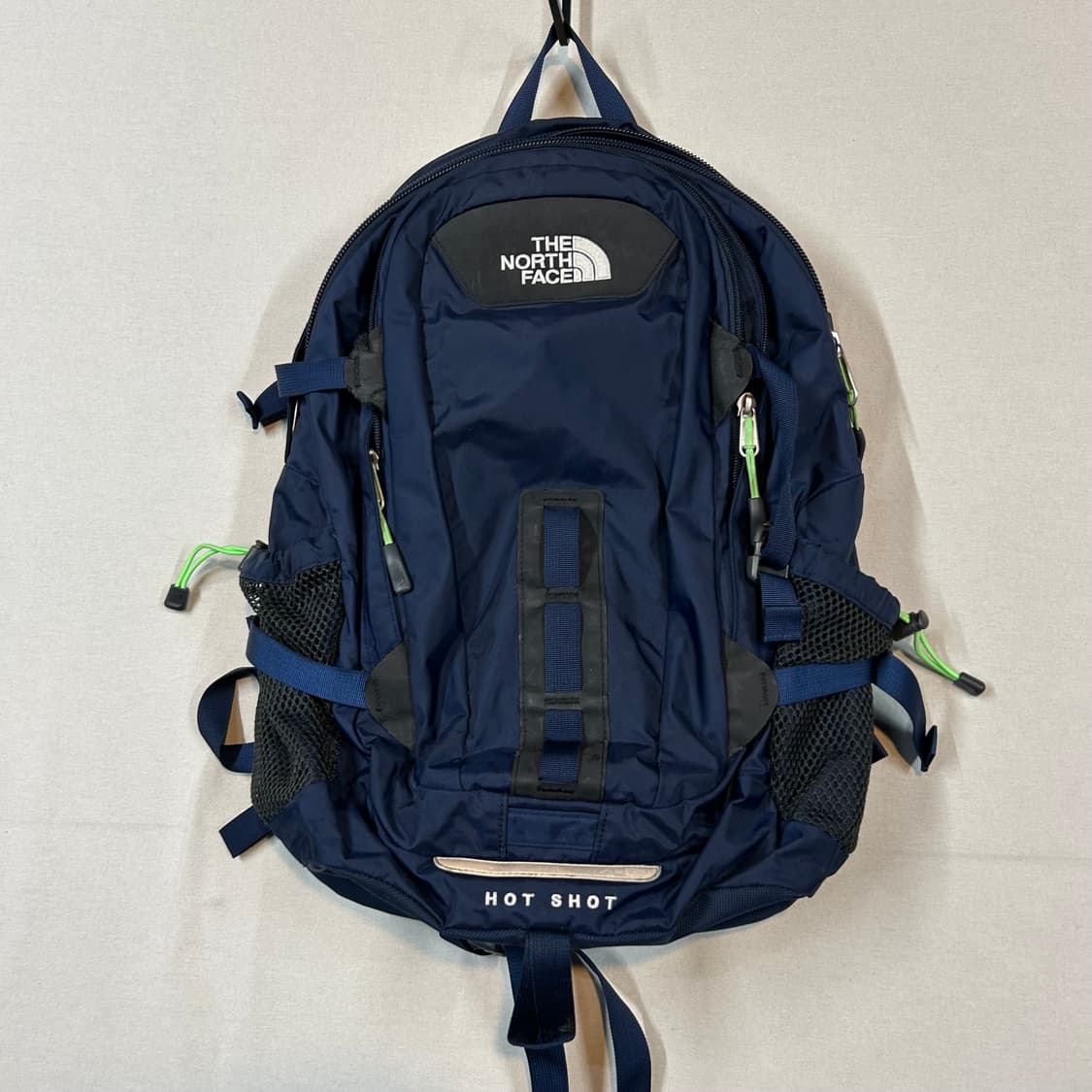 노스페이스 핫샷 30L 네이비 백팩 가방 상품이미지1