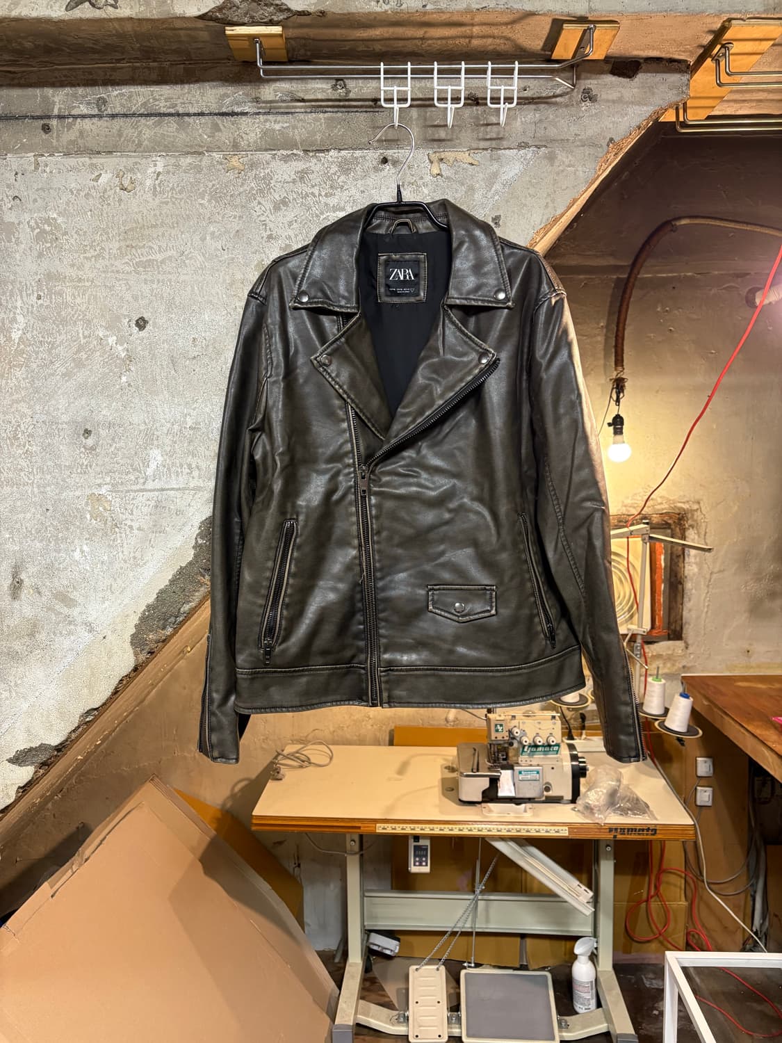 ZARA 에코 레더 라펠 칼라넥 라이더 상품이미지1