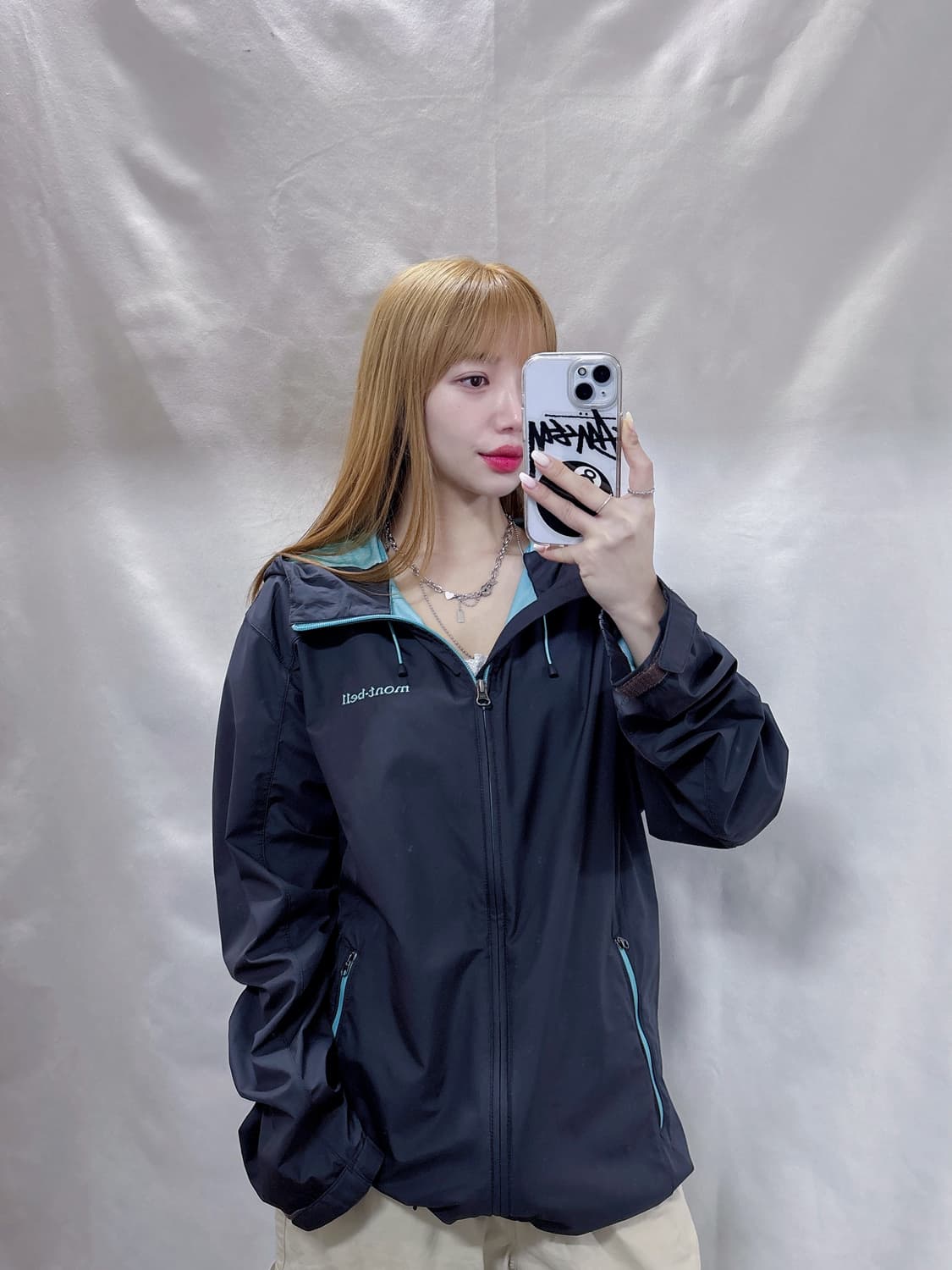 몽벨 그레이 바람막이  상품이미지2