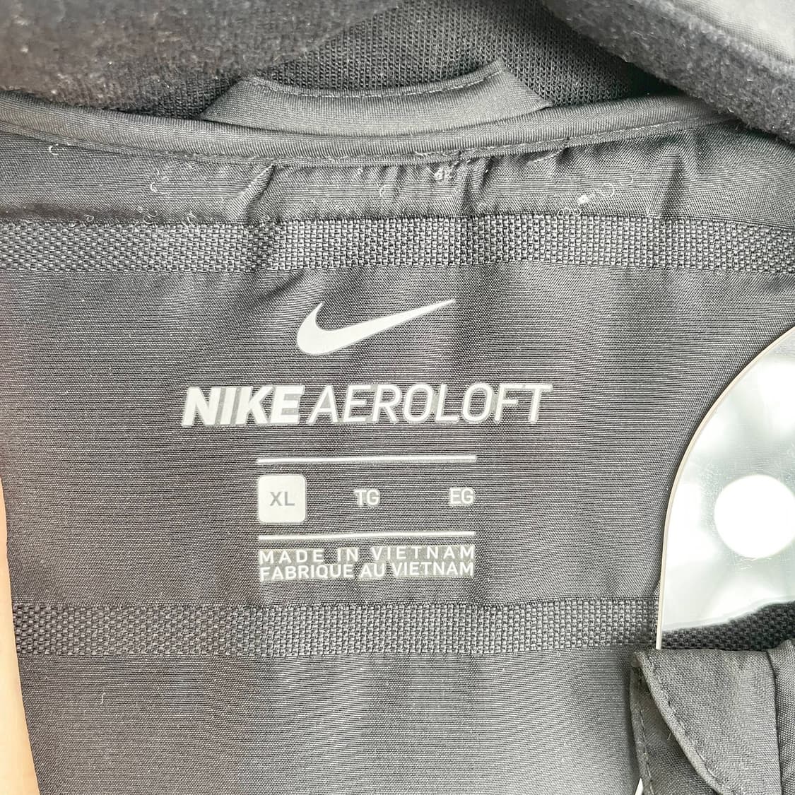   A2 나이키 에어로로프트 경량 패딩 러닝조끼 105사이즈 상품이미지4