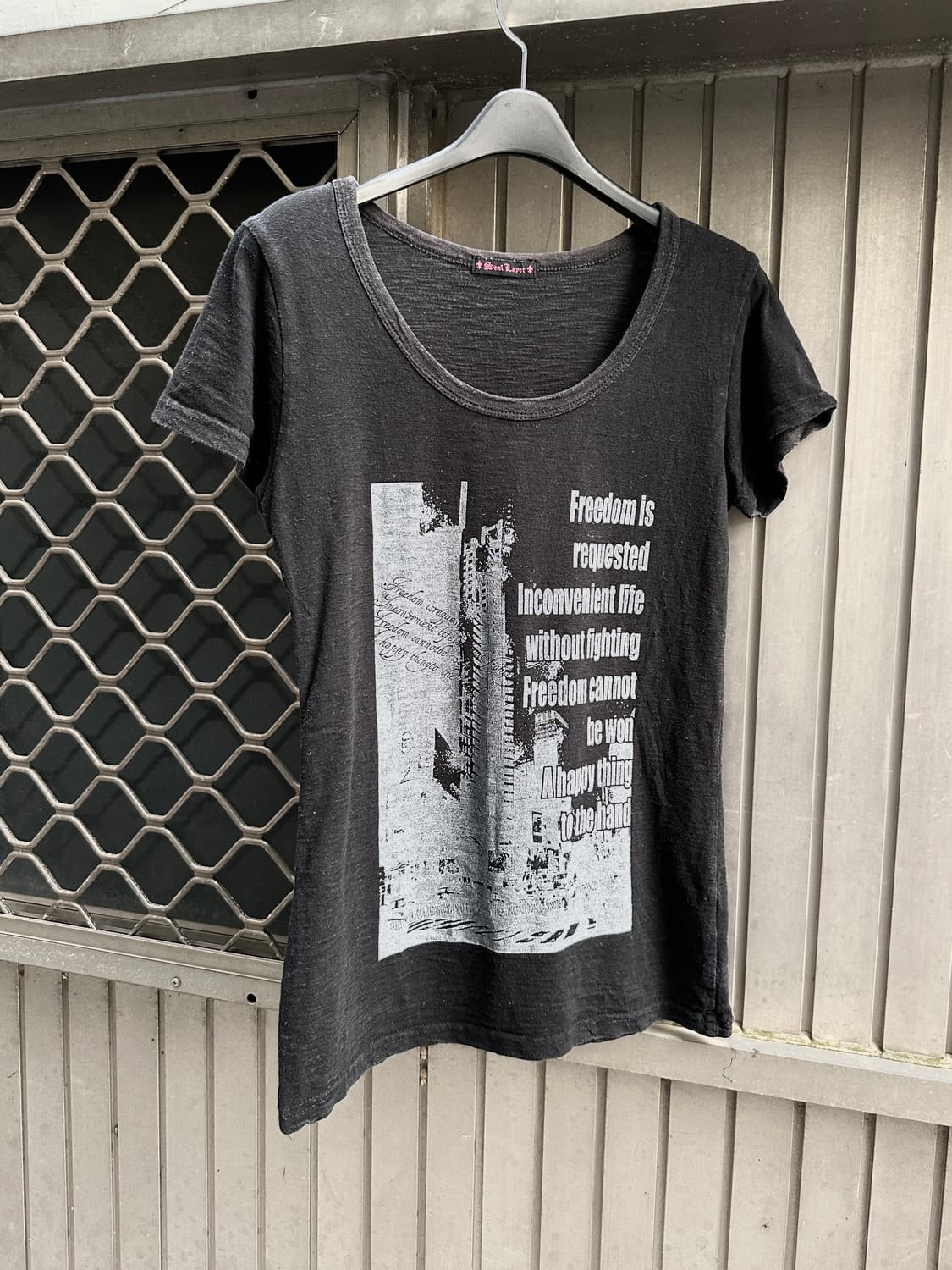 Vintage FREEDOM lettering printing tee 상품이미지1