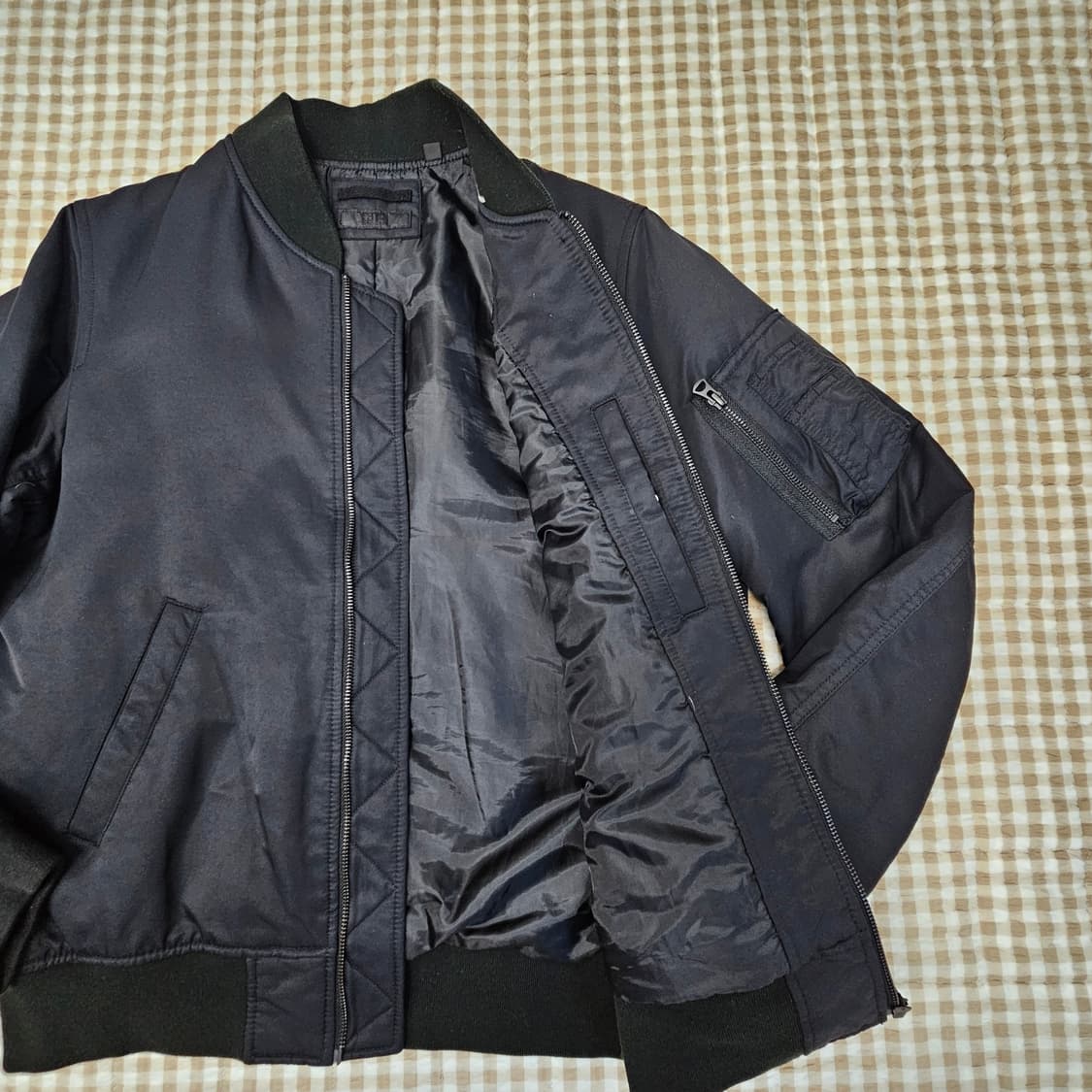 유니클로 MA-1 블루중 항공점퍼 남자100 상품이미지7