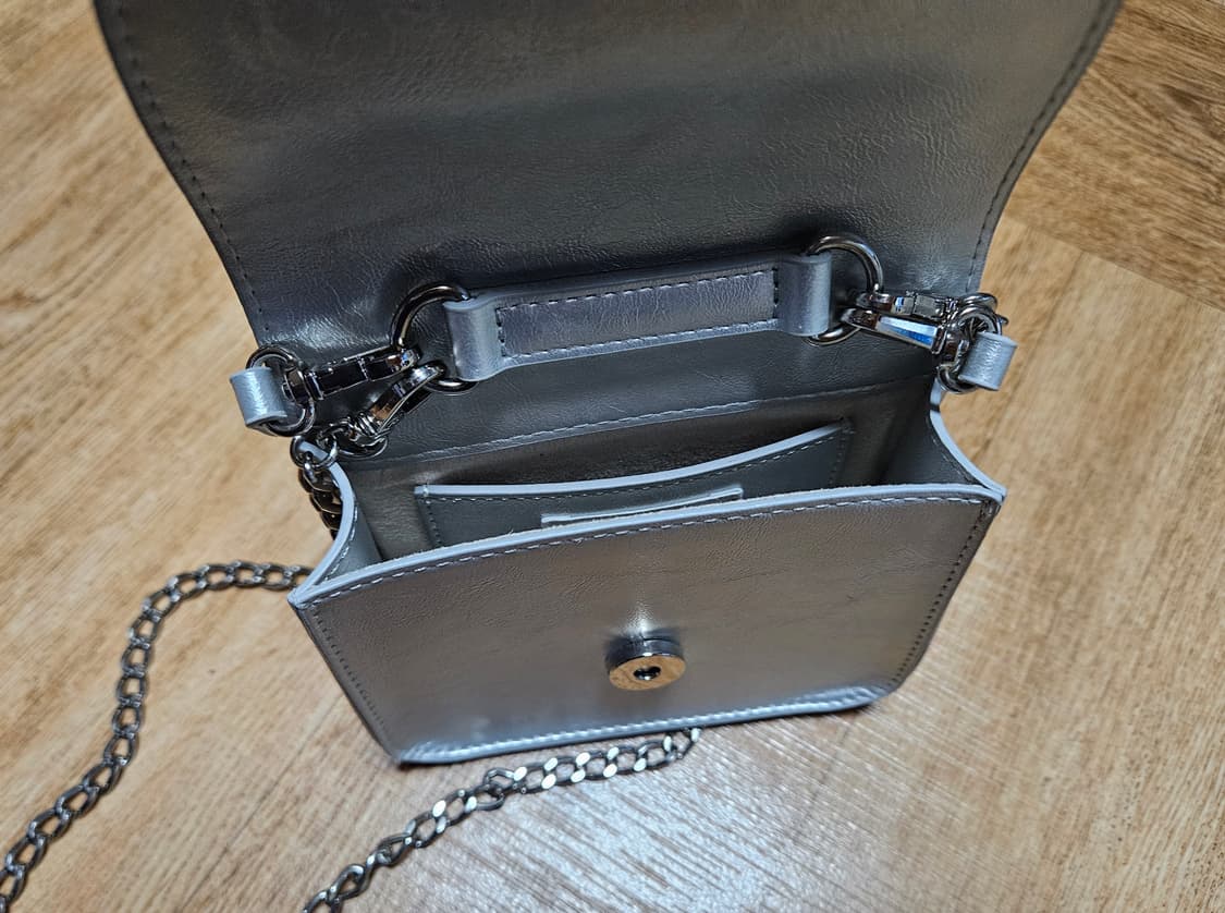 무르 레터백 실버 미니 크로스백 상품이미지5