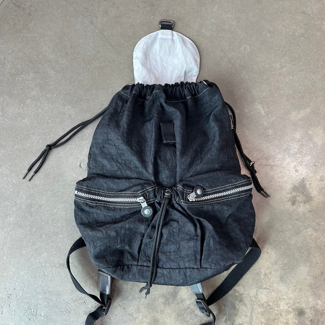 키플링 블랙 포켓 백팩 상품이미지4