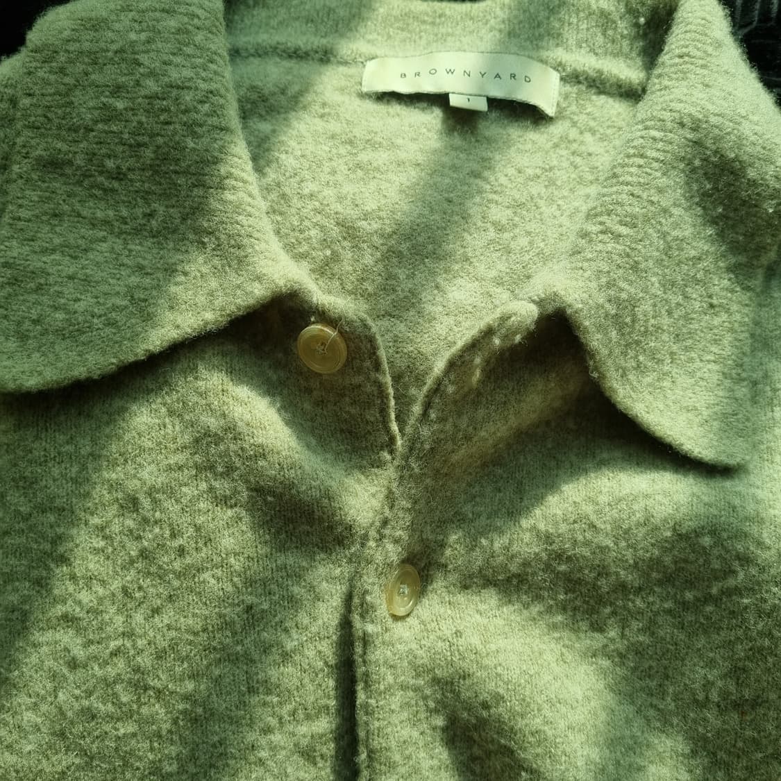 [1] 브라운야드 알파카 카라 가디건 올리브 상품이미지2