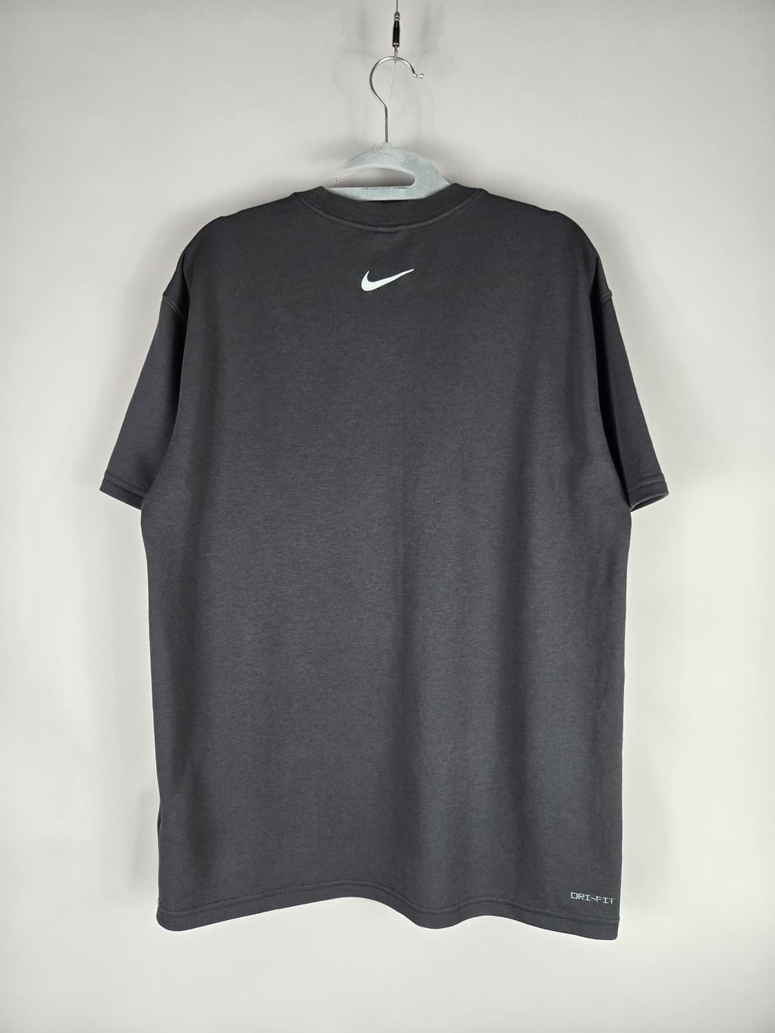 [무료배송]나이키 M 남성 드라이핏 약간 도톰 반팔 티셔츠 블랙 상품이미지5