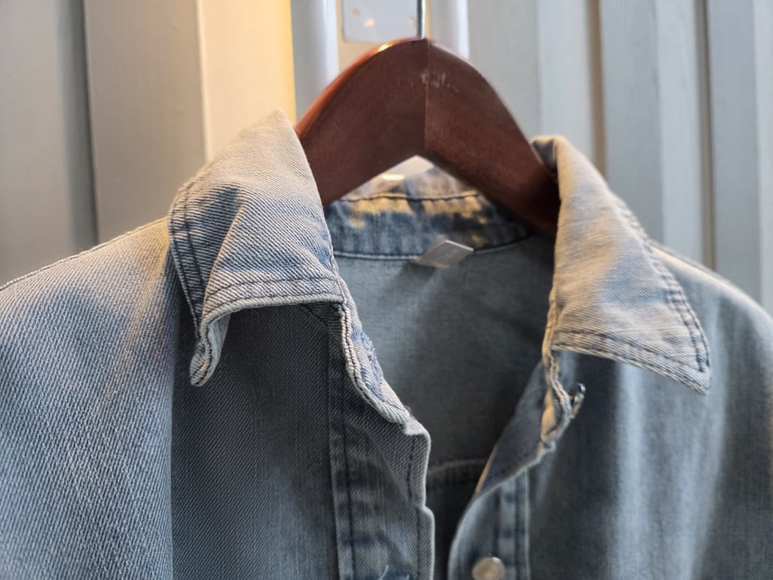 레터링 데님셔츠 상품이미지4