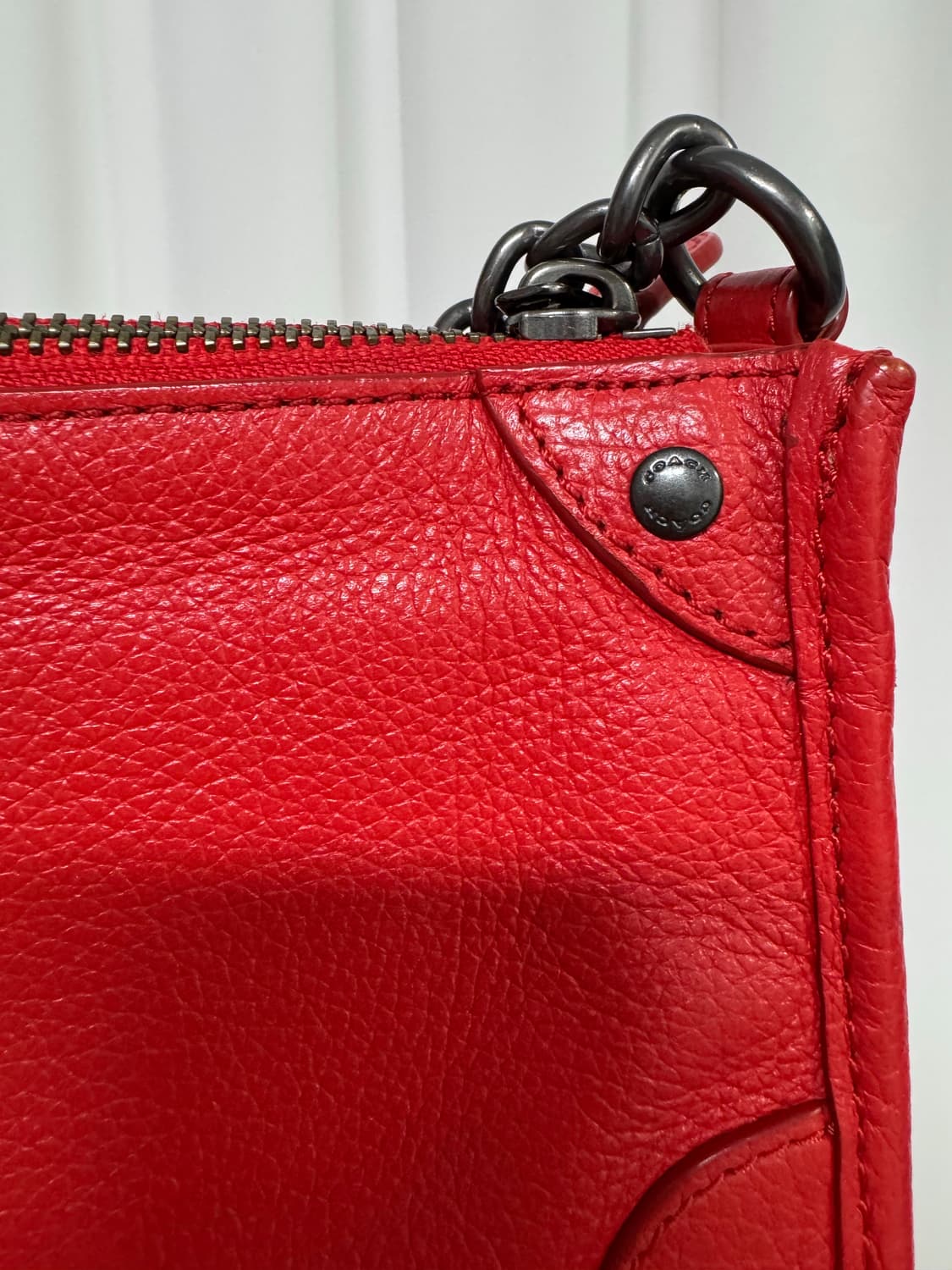 COACH 코치 레더 체인 크로스백 상품이미지8