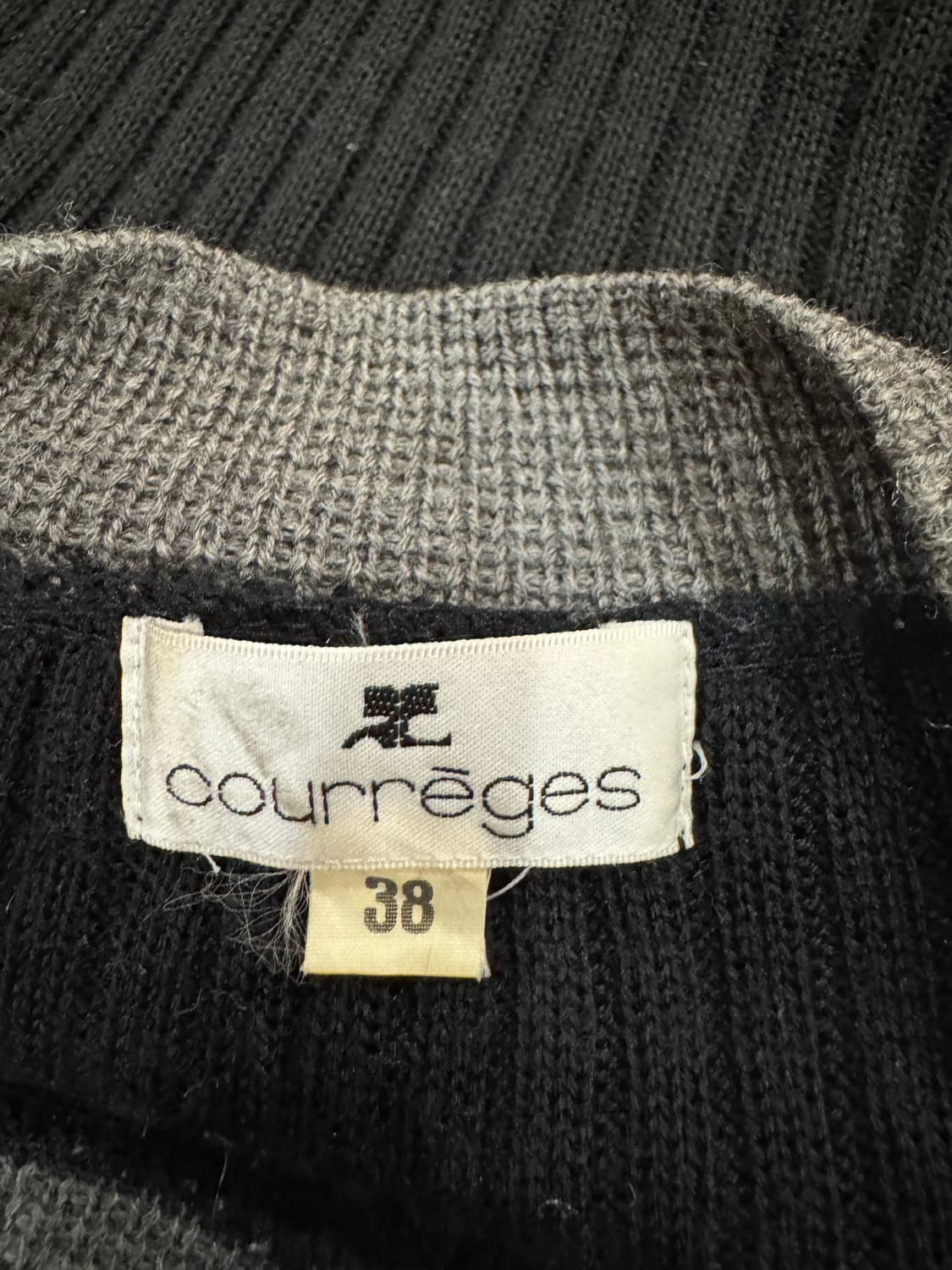 courreges 꾸레쥬 플레어 니트 상품이미지4