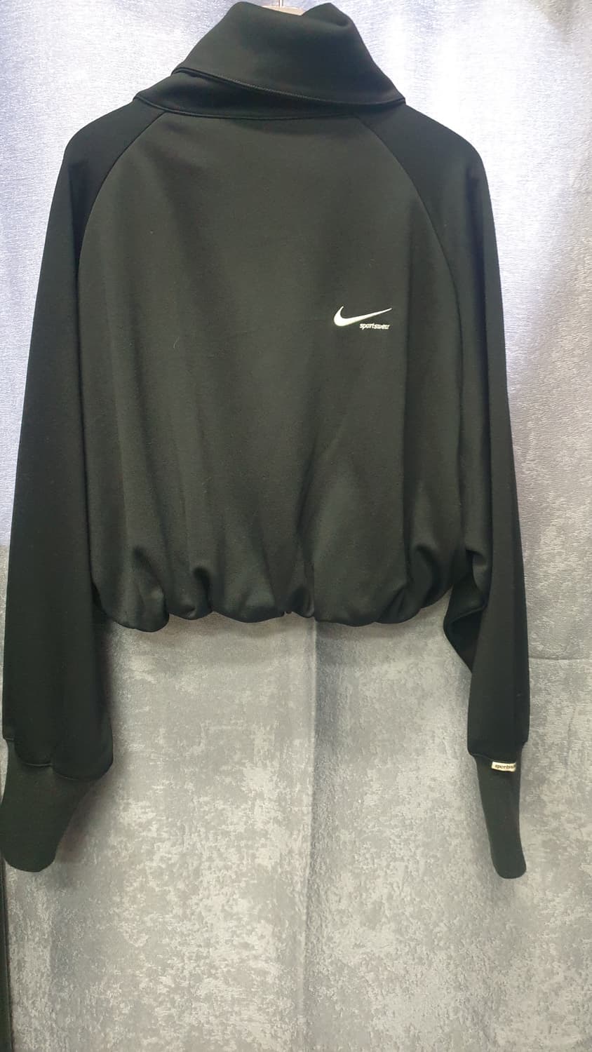 나이키 여성 블랙 오버핏크롭 자켓 M 상품이미지3