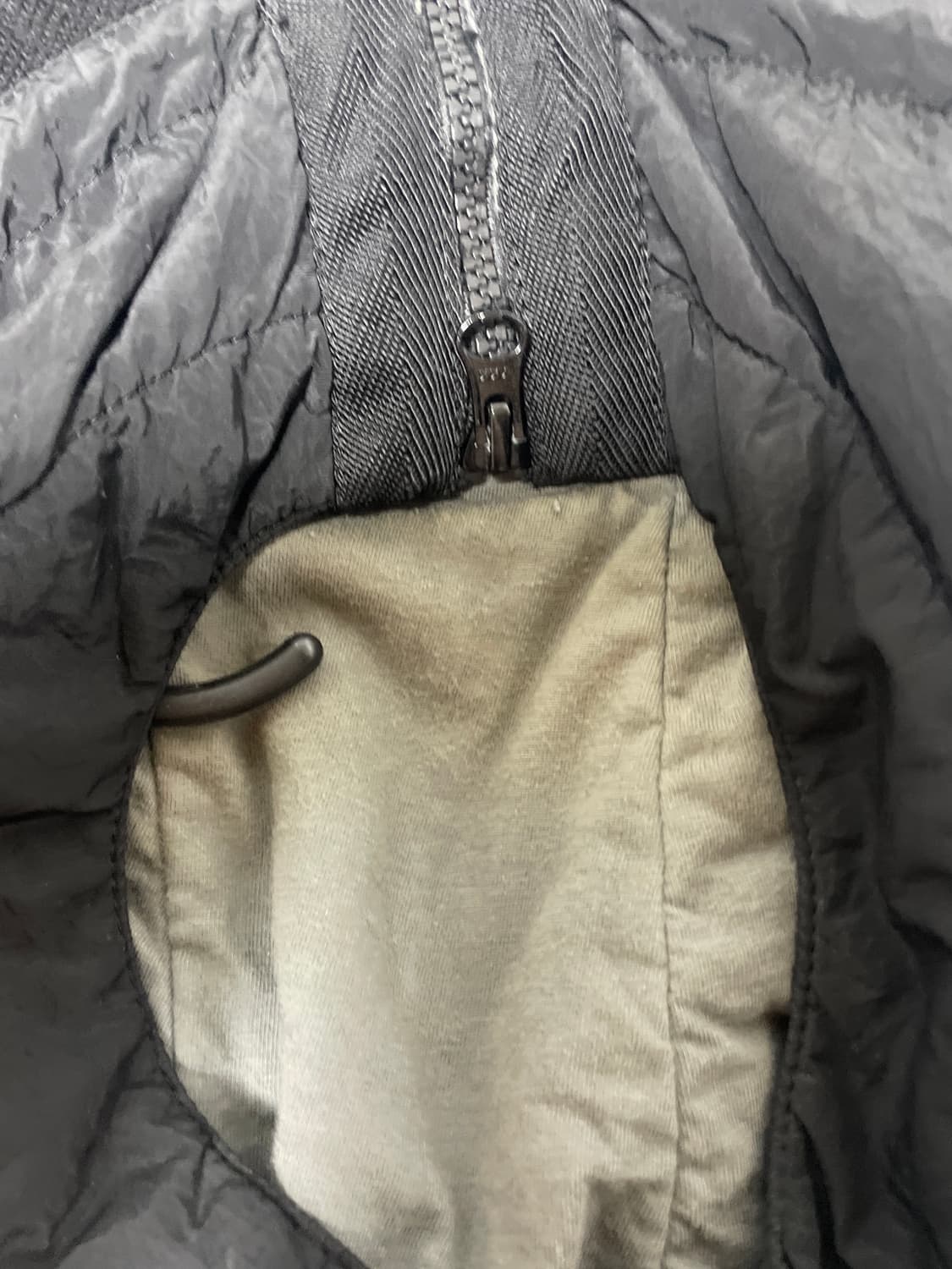 스톤아일랜드 니트후드집업 상품이미지3