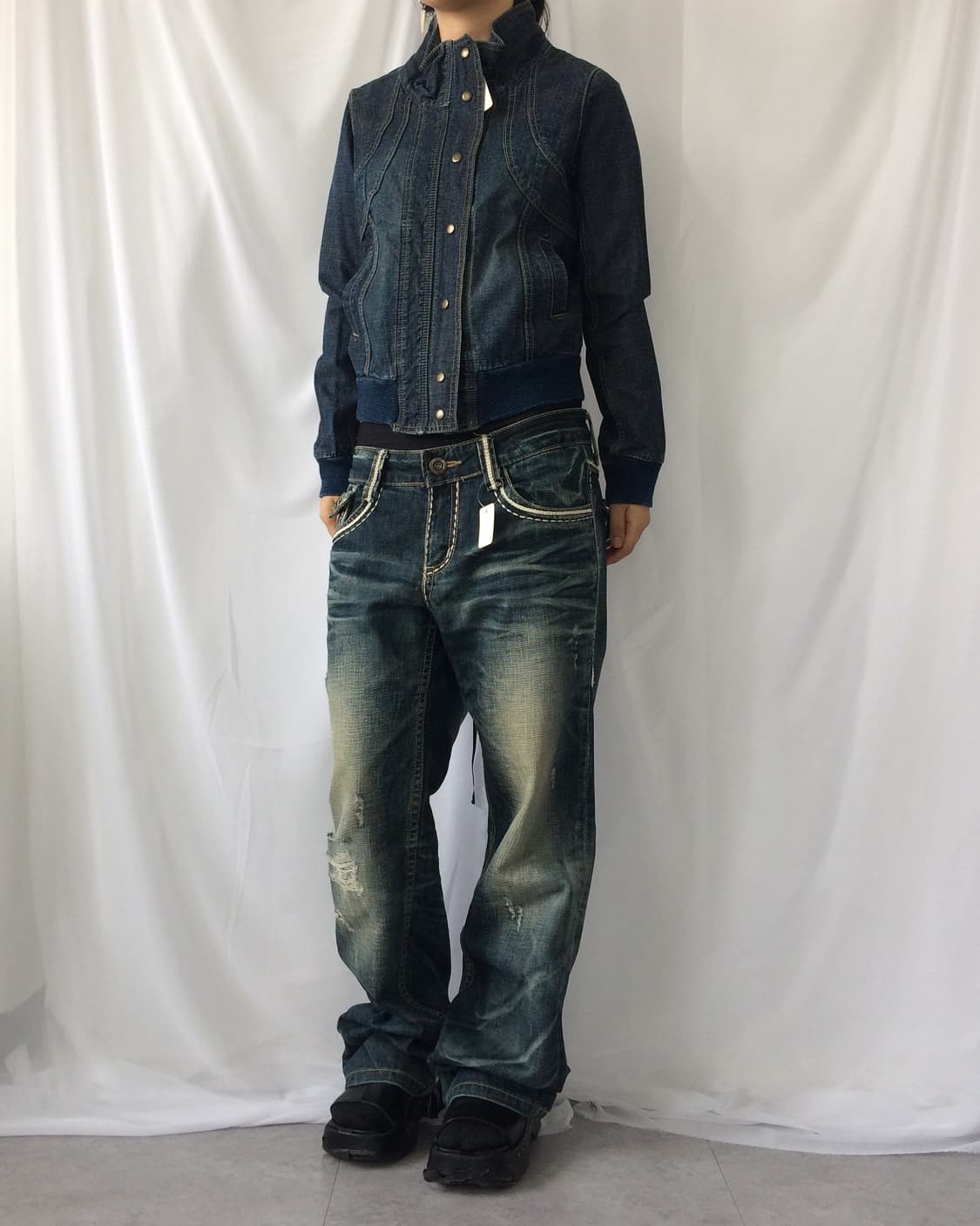 Line detail high neck denim bomber jacke 상품이미지6