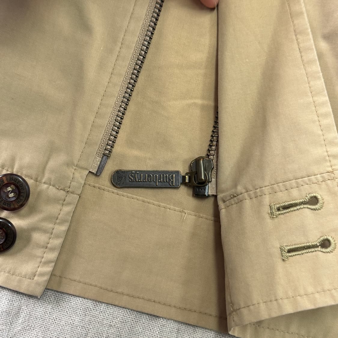 버버리 90s 자수 스윙 봄버 자켓 105 상품이미지4