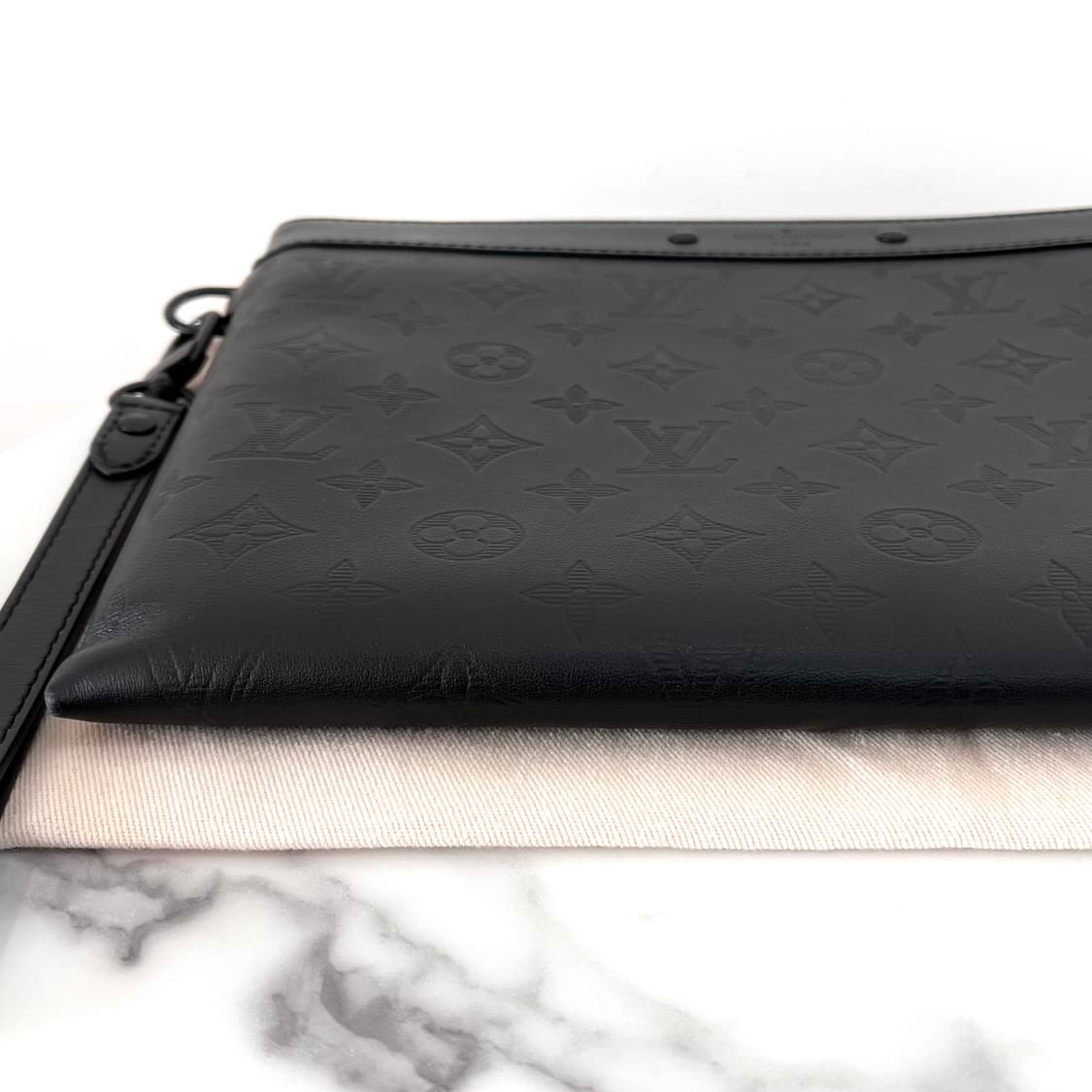 [S급/정품] 루이비통 포쉐트 투고 쉐도우 클러치 백 가방 상품이미지6