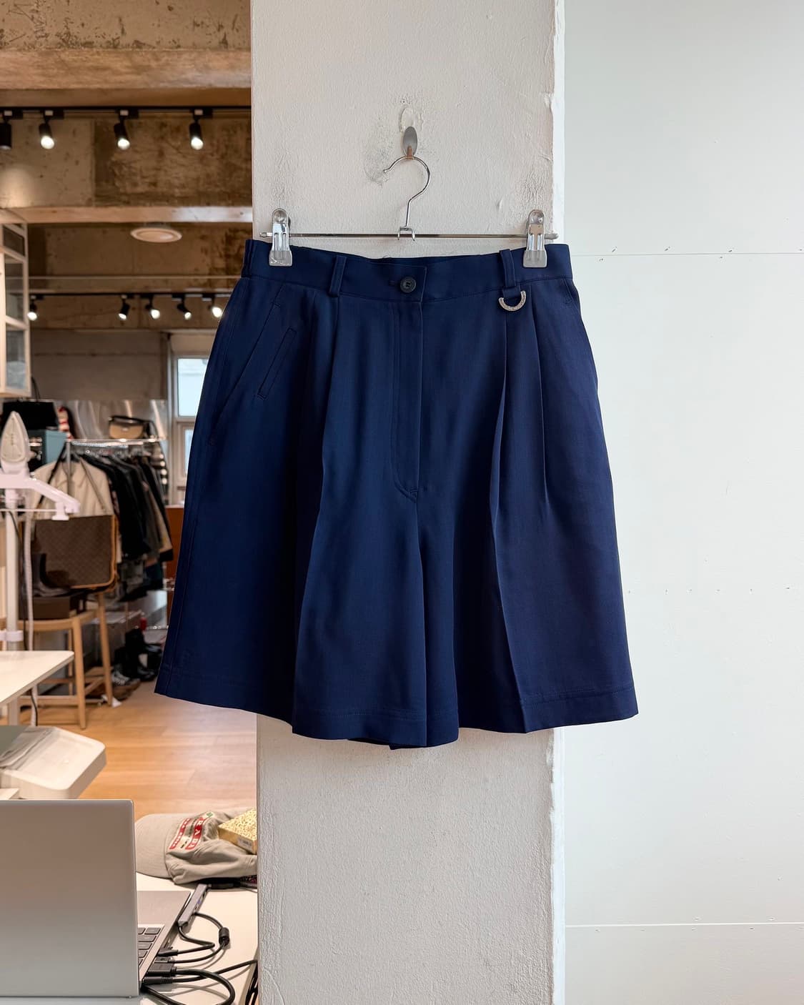 크리스찬 디올 스포츠 네이비 하프팬츠  상품이미지2