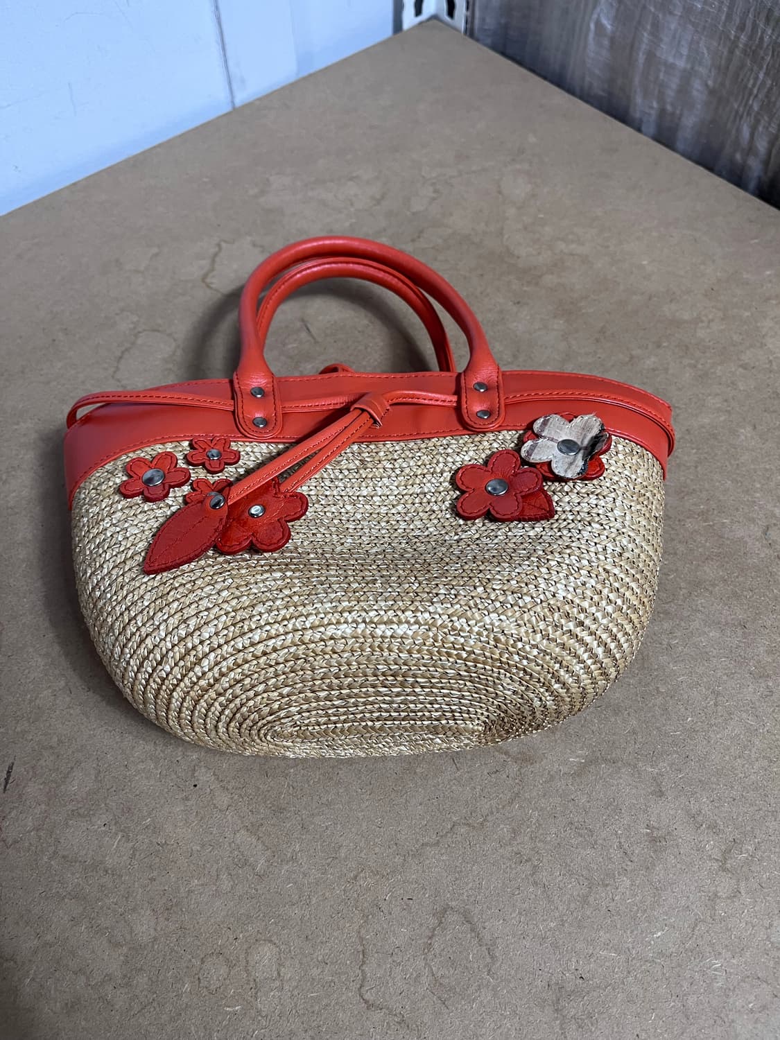 00년대 버버리 런던 스트로우 & 오렌지 레더 플라워 백 상품이미지2