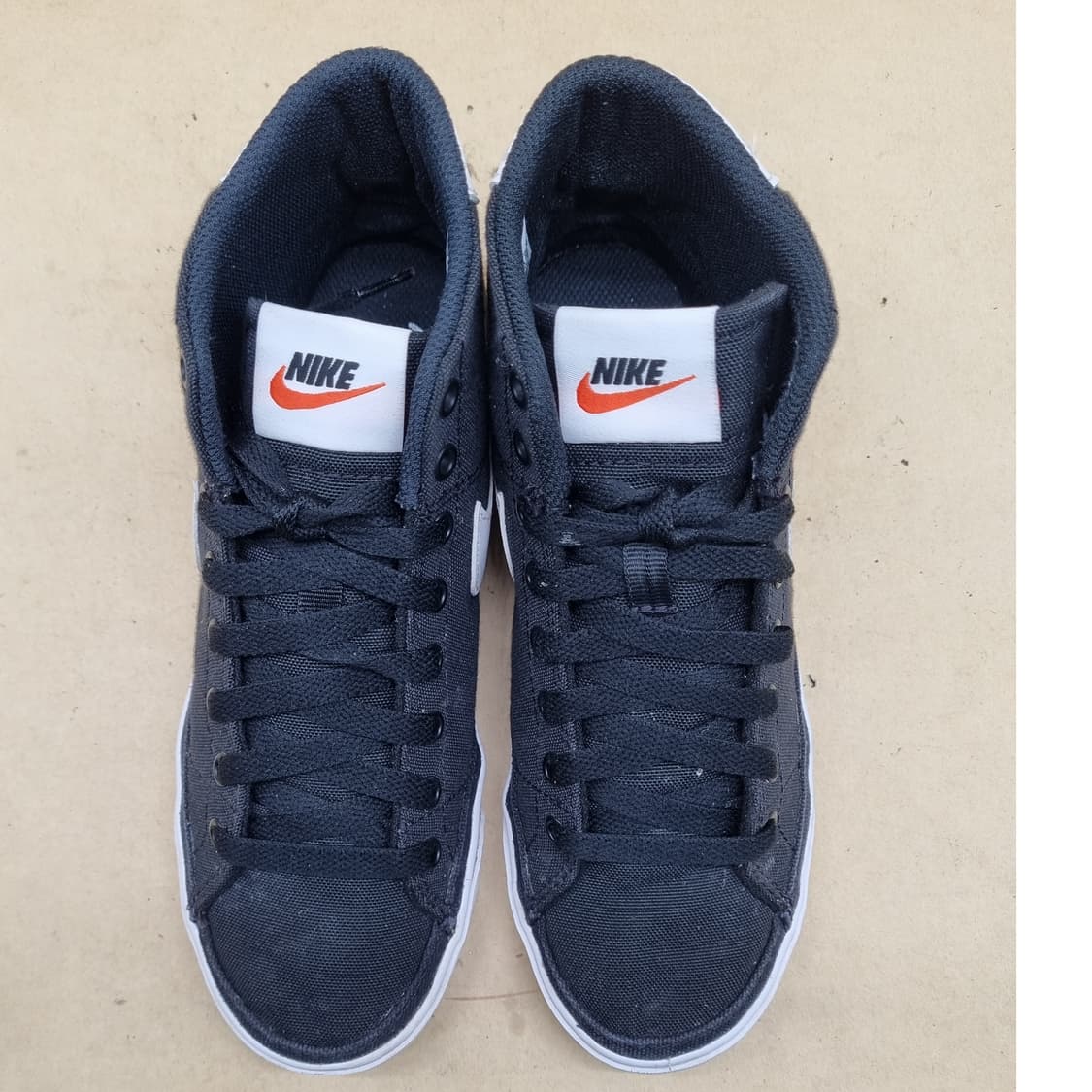 나이키 코트레거시  여성미드 235 상품이미지2