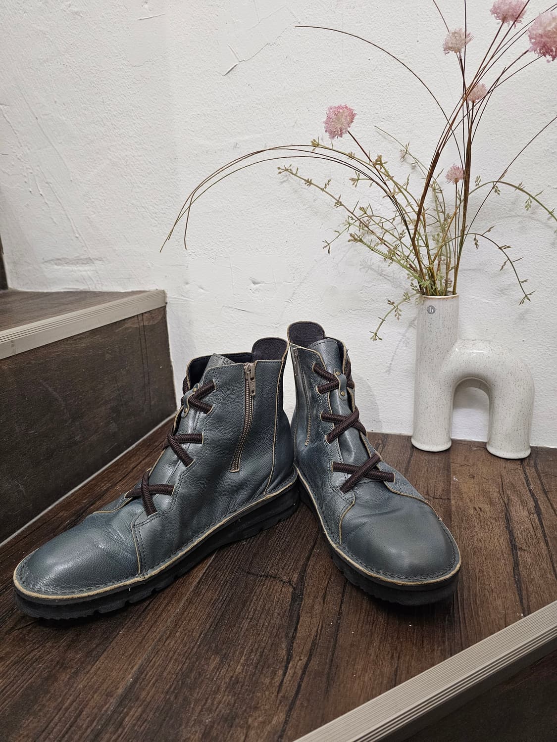 Charles&Keith 청록 레더 레이스업 숏부츠 상품이미지2