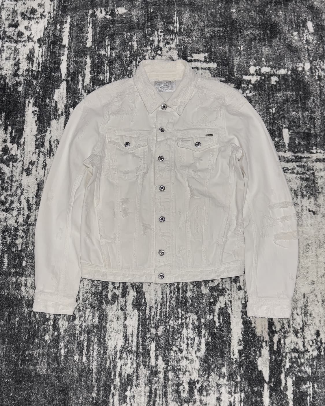 {DIESEL} White Destroyed Denim Jacket    상품이미지2