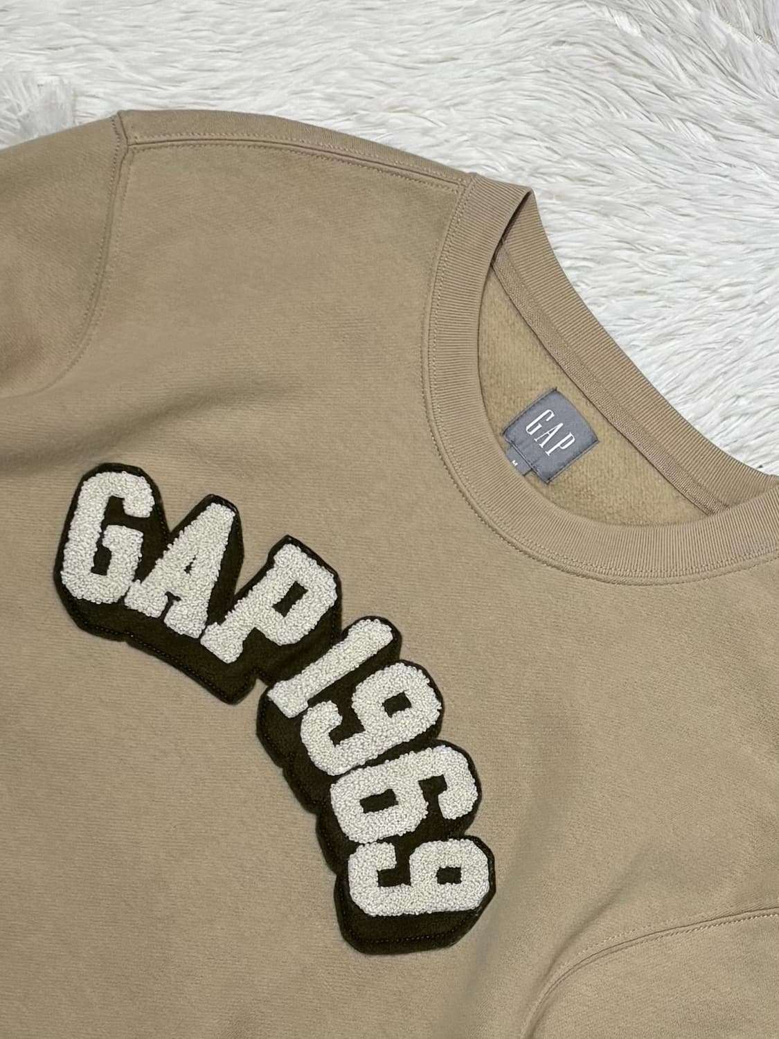 갭 모카 빅로고 맨투맨 상품이미지4