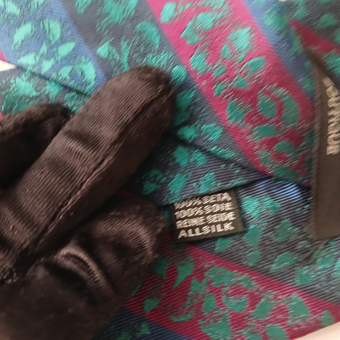 발렌티노 실크 플로럴 스트라이프 넥타이 9.3cm A+등급 A18897
 상품이미지8