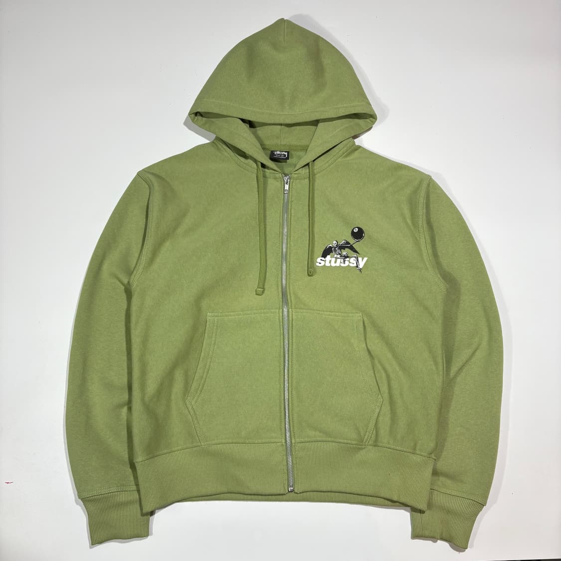 스투시 스켈레톤 8볼 그래픽 후드집업 상품이미지1