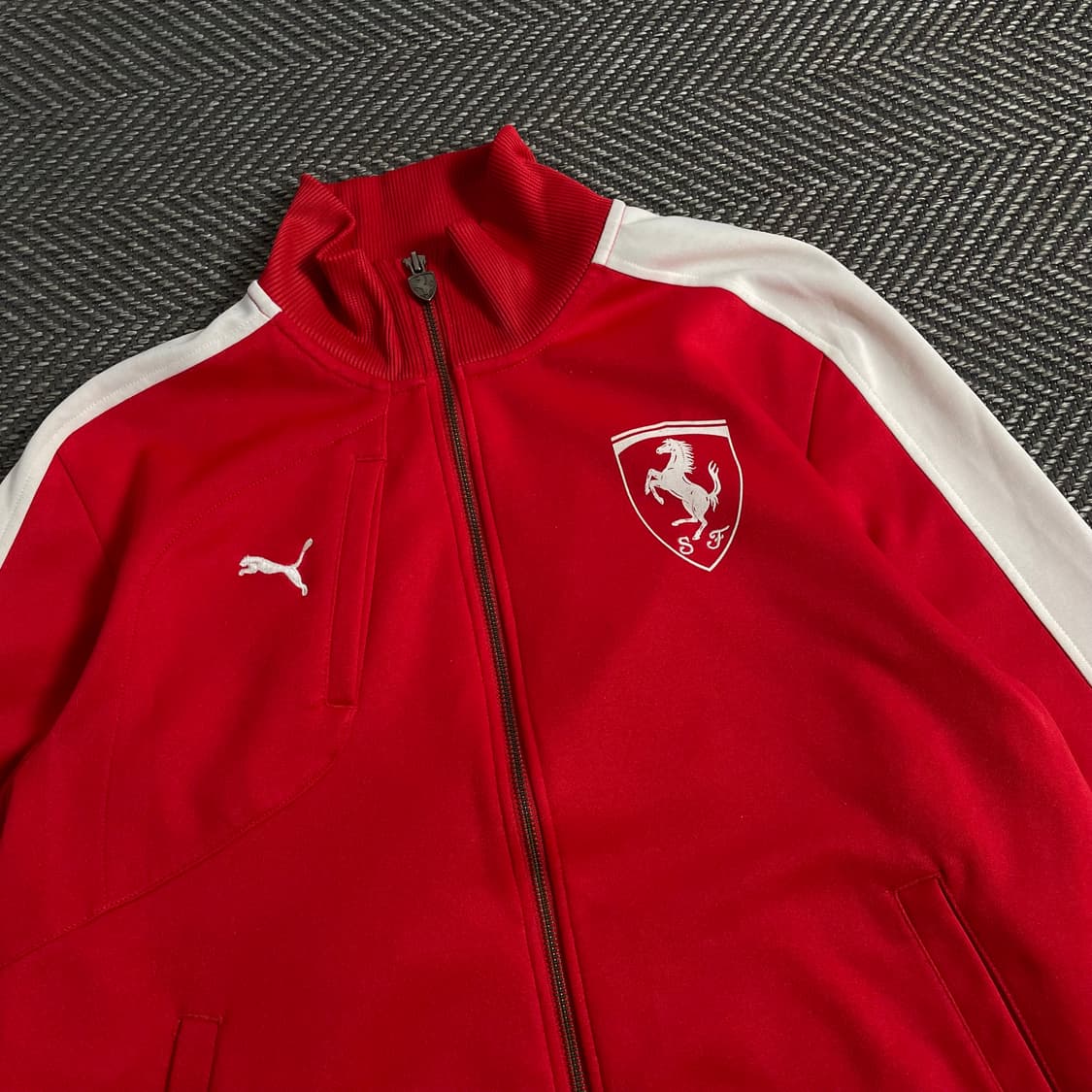 푸마 올드스쿨 페라리 레이싱 스웻 트랙탑 자켓 y 3865 상품이미지5