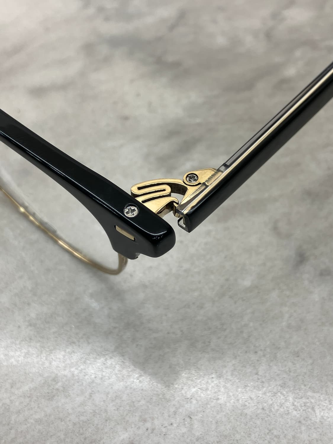 B31 카이오 KAIO 블랙 골드 웰링턴 하금테 안경(23g) 상품이미지2