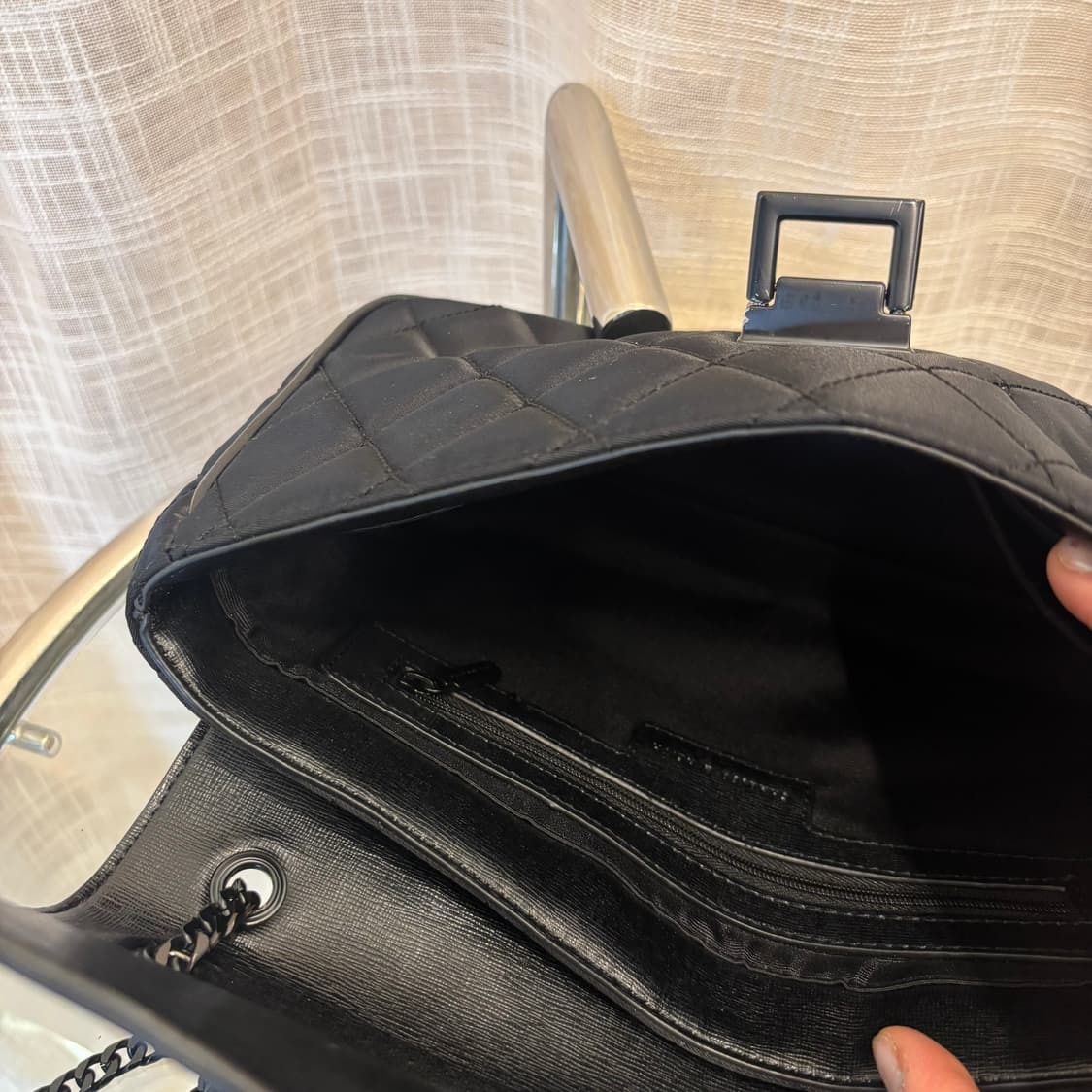 정품 찰스앤키스 퀄팅 숄더백     상품이미지6