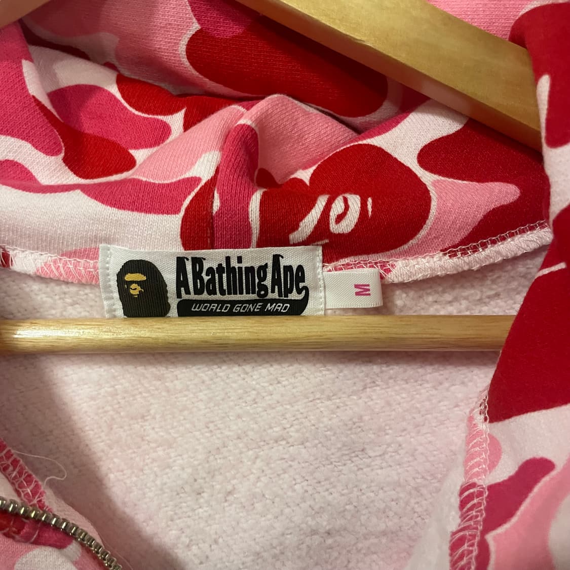 베이프 스펠아웃 크롭 후드집업m 상품이미지2