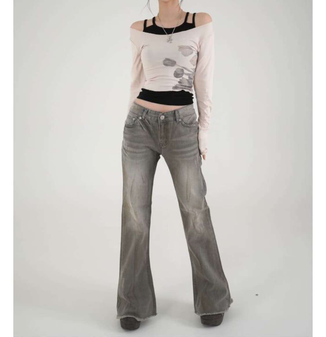 로우라이즈 y2k 더티 워싱 데님 팬츠 지그재그 에이블리 상품이미지1