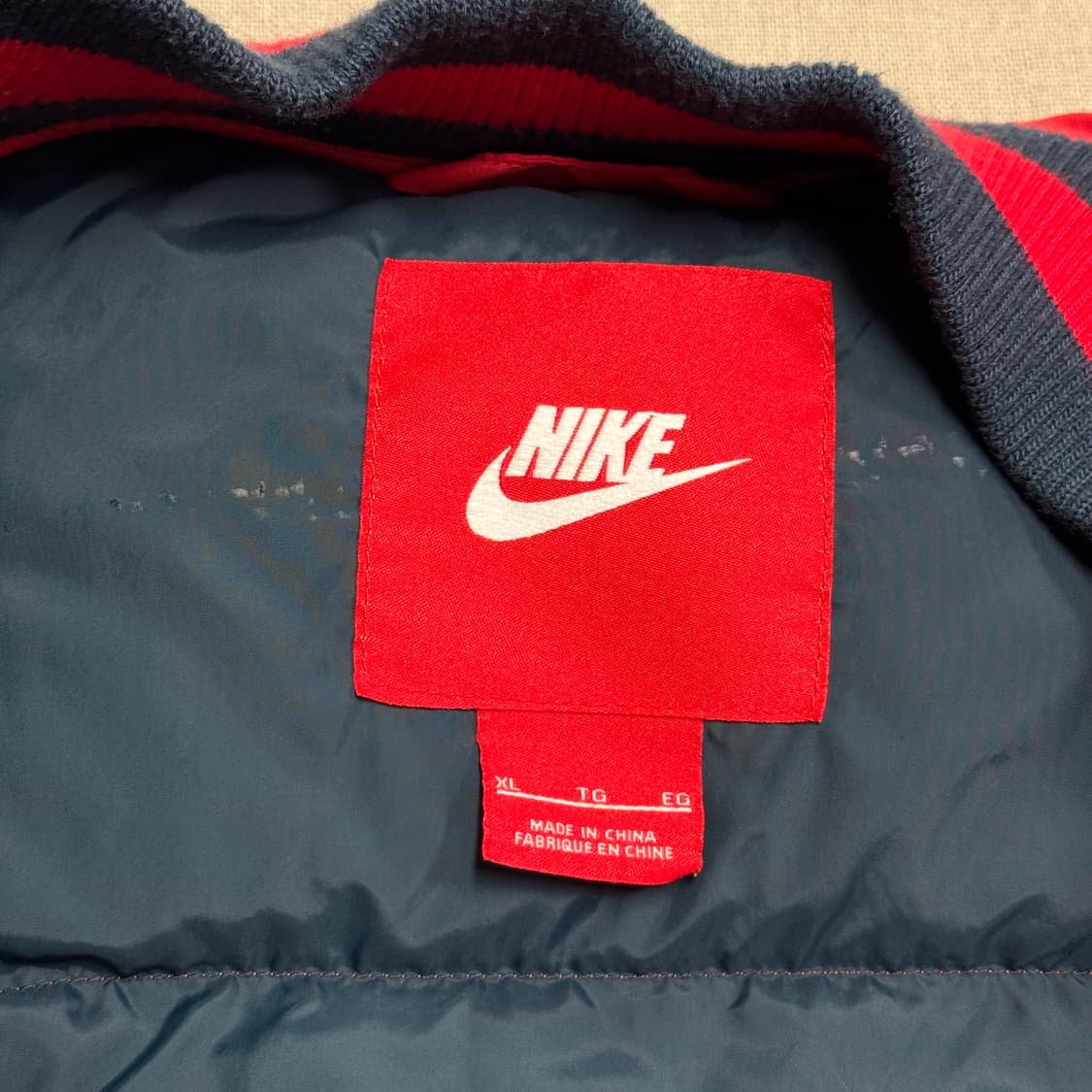 나이키 구스다운 레드 패딩조끼 XL 상품이미지4