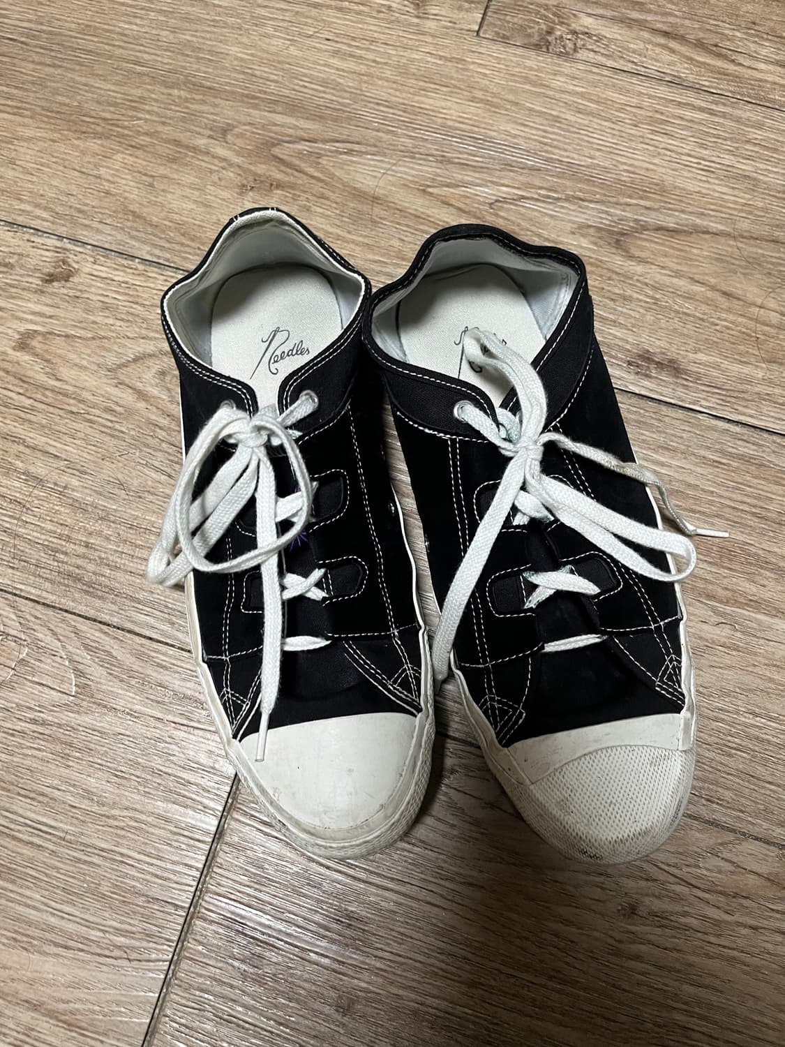 니들스 길리슈즈  상품이미지1