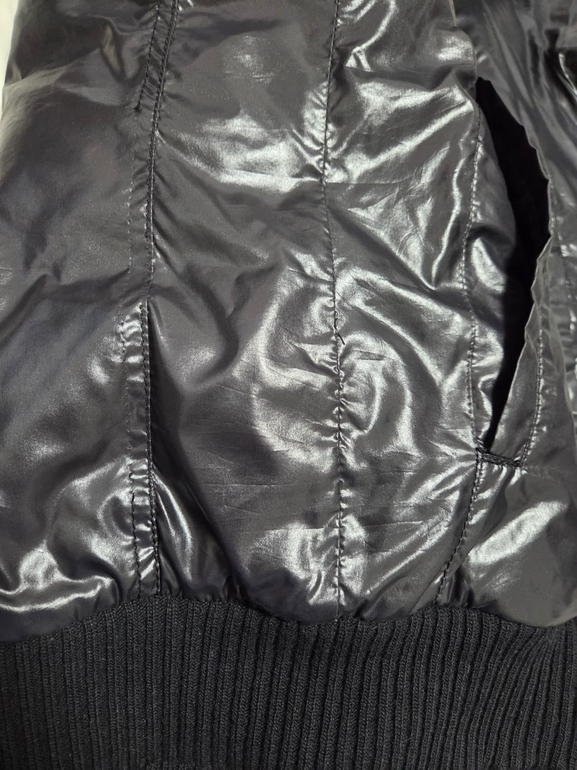 솔리드옴므 유광 지퍼디테일 다운패딩 상품이미지5