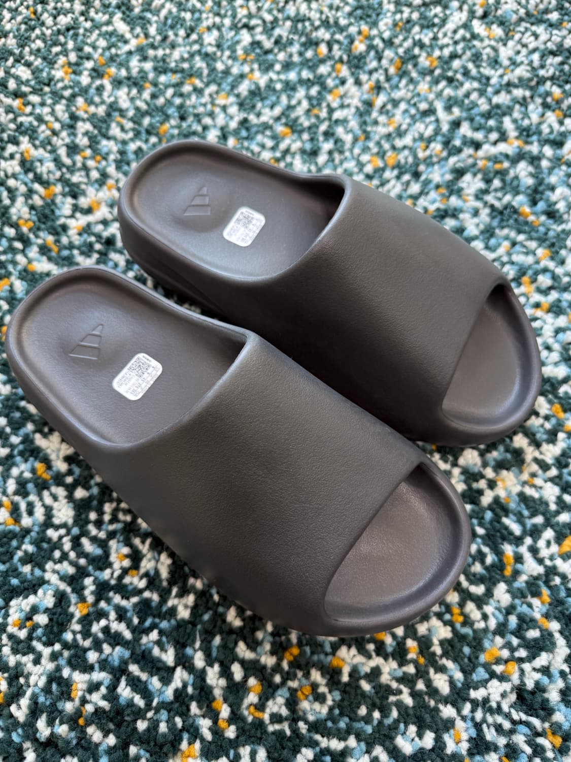 아디다스 이지 슬라이드 오닉스 상품이미지4