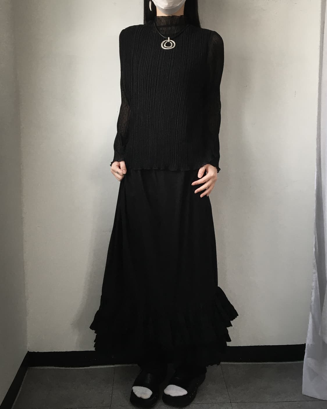 Pleats high neck blouse 상품이미지7