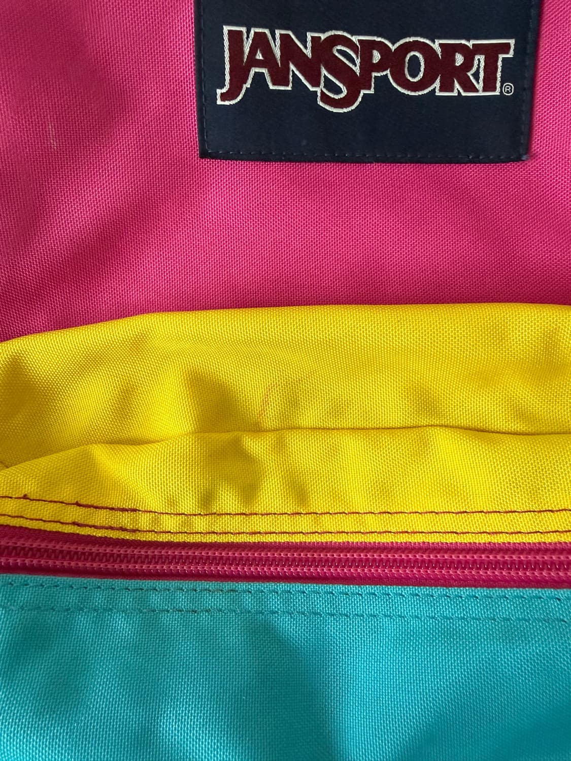 잔스포츠(JANSPORT) 백팩 상품이미지3