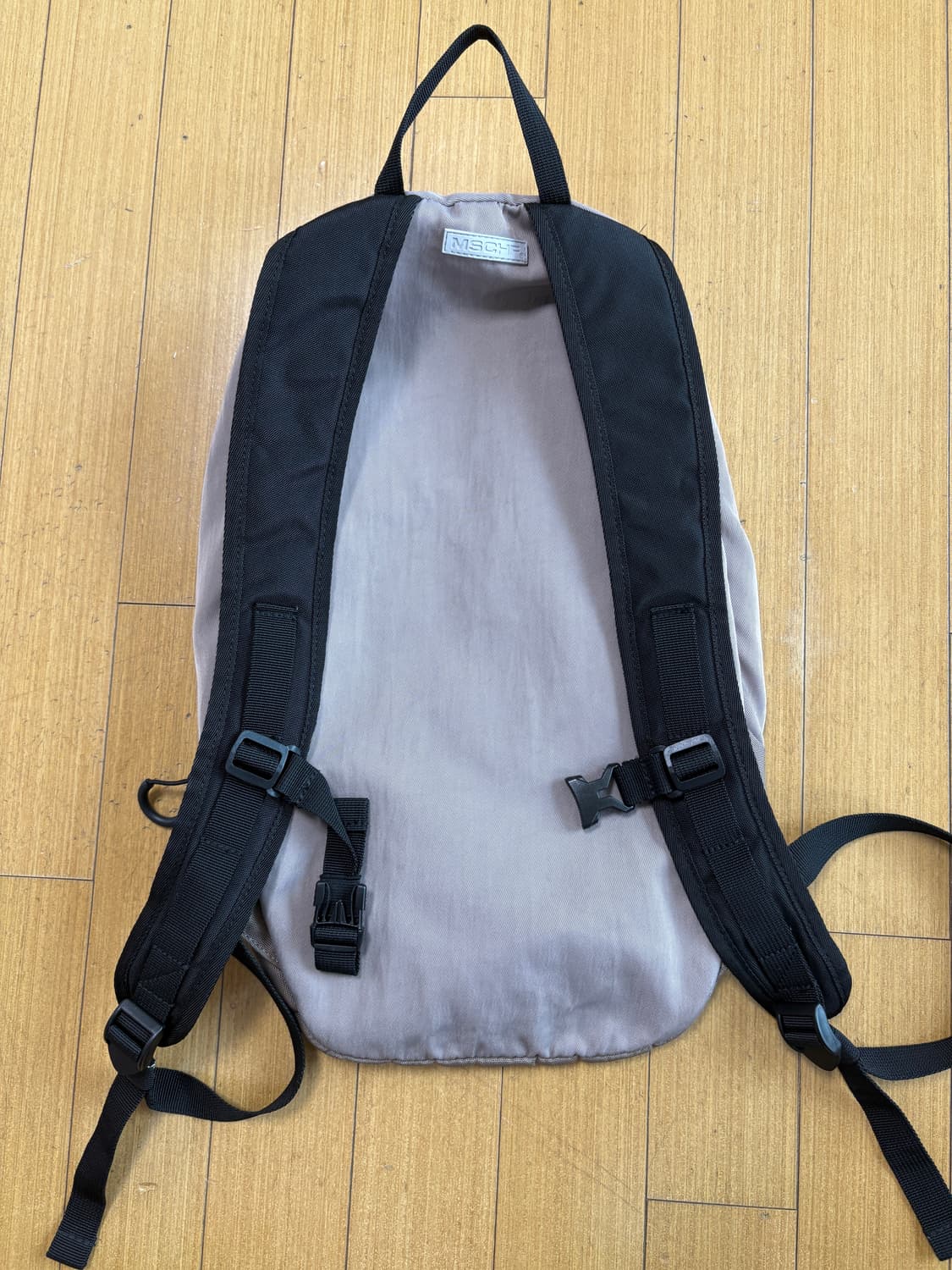 미스치프 롬보스 백팩 핑크 그레이 상품이미지2