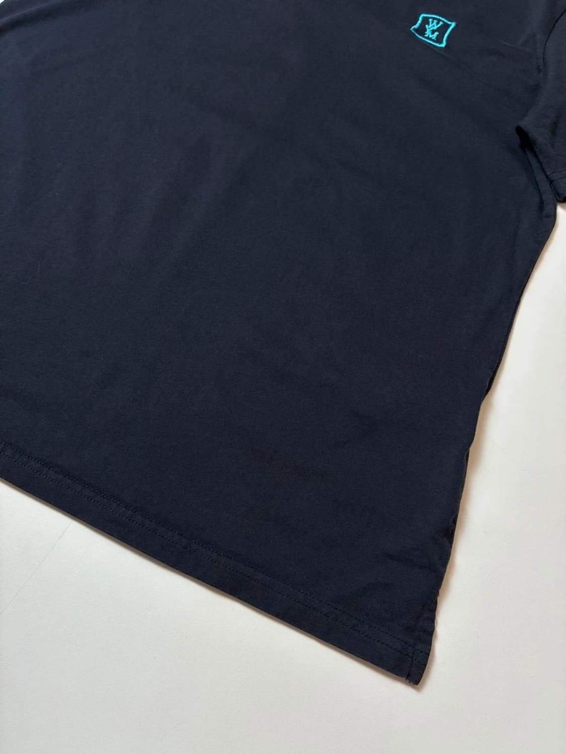 우영미 22FW 백로고 반팔 티셔츠 PN9578 상품이미지6