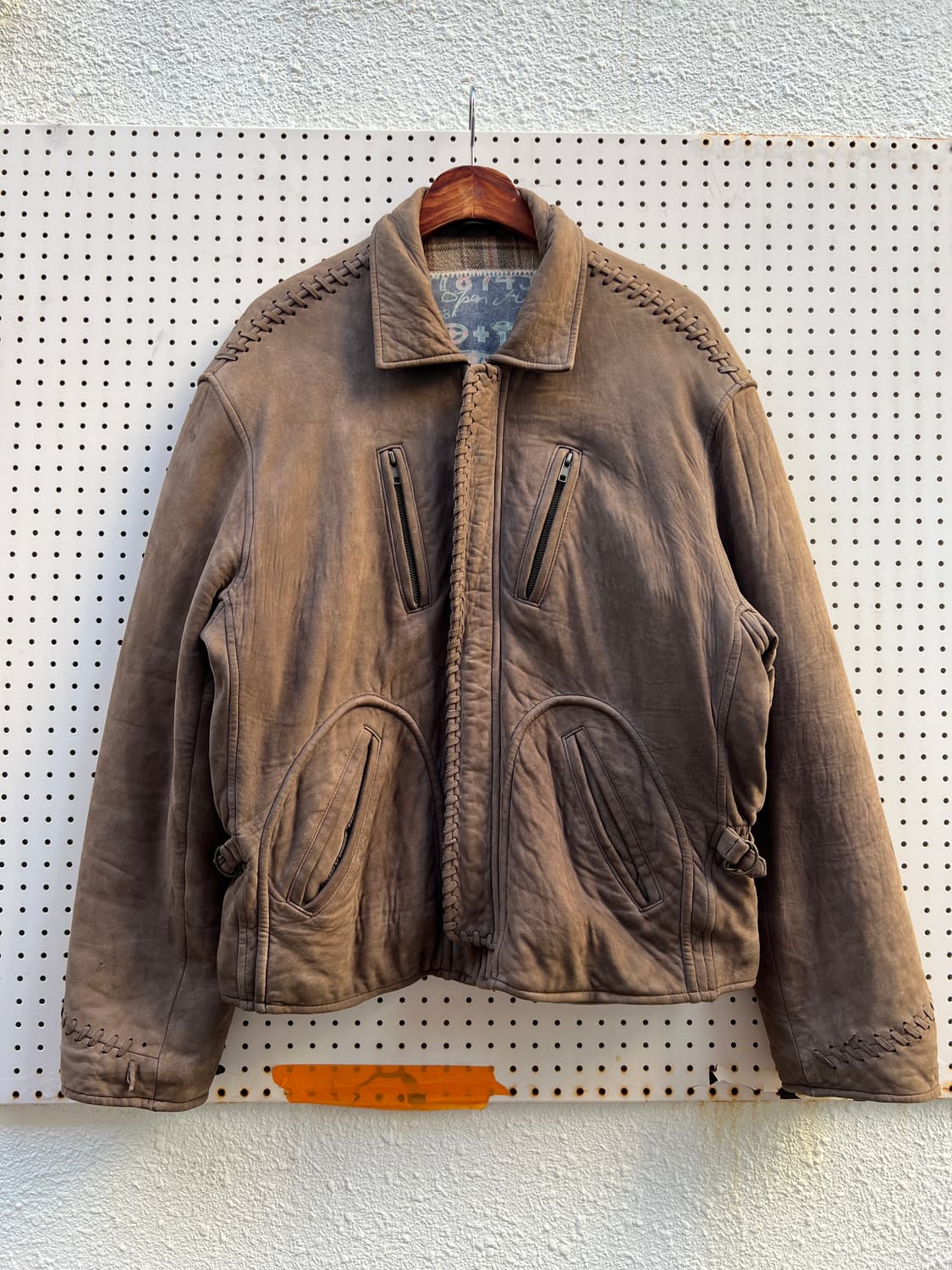 90s CLOSED SUEDE LEATHER BOMBER 스웨이드가죽자켓 상품이미지1