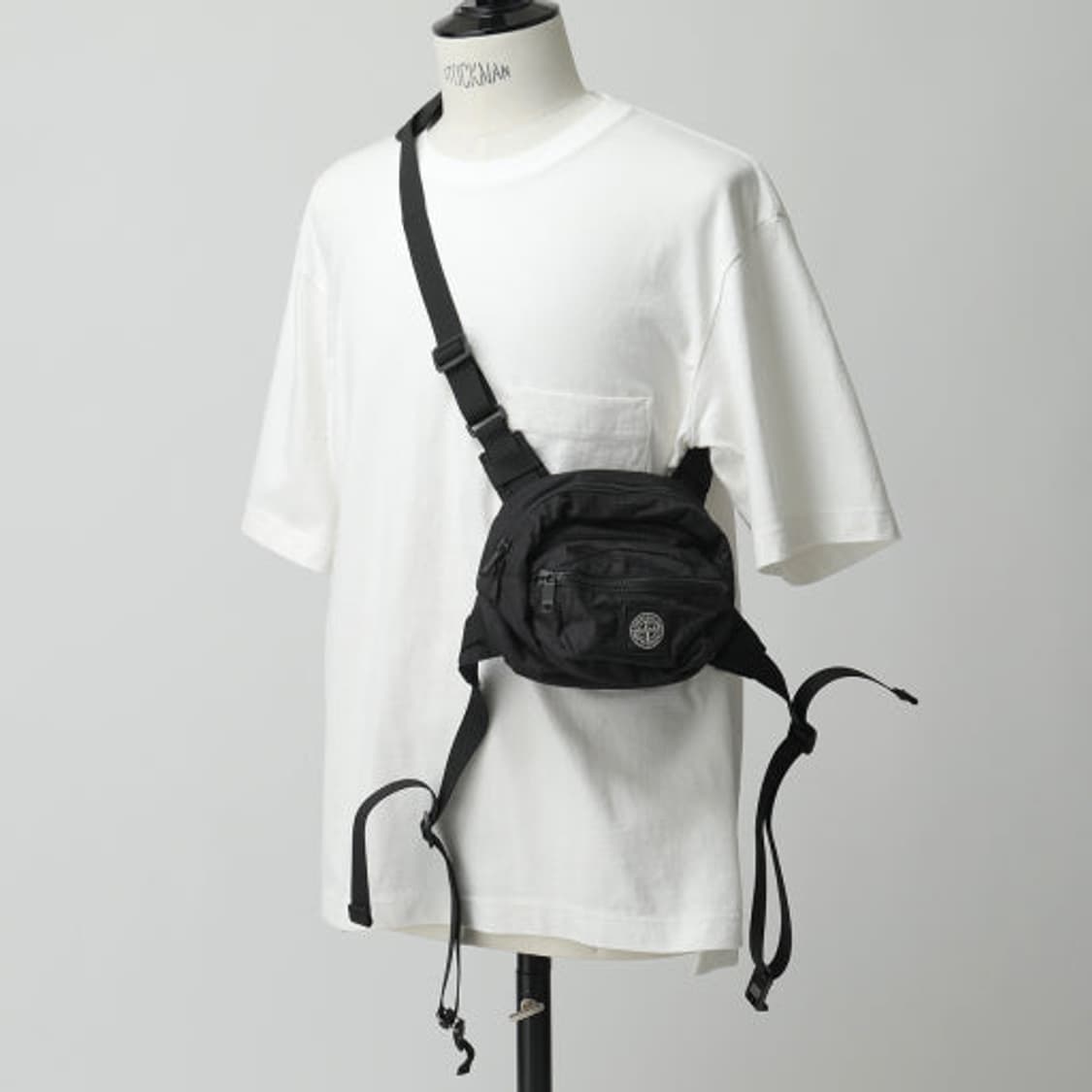 스톤아일랜드 립스탁 리플렉티브 바디백 상품이미지9