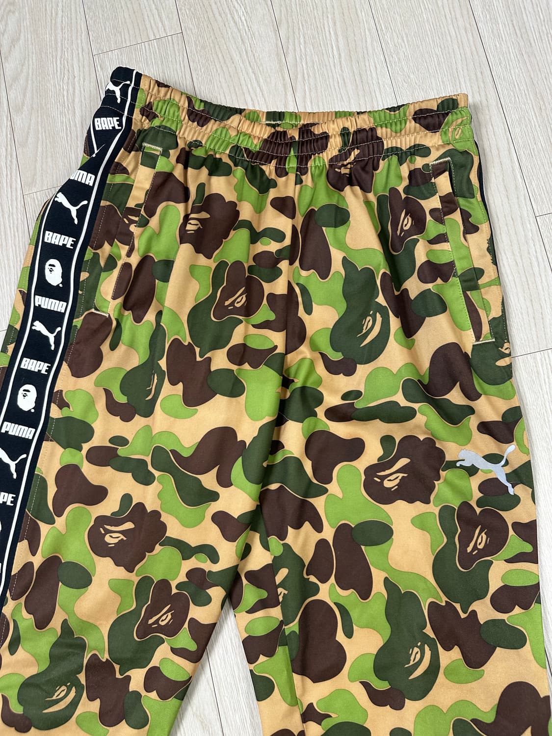 베이프x푸마 카모 트랙 팬츠 XS  상품이미지3