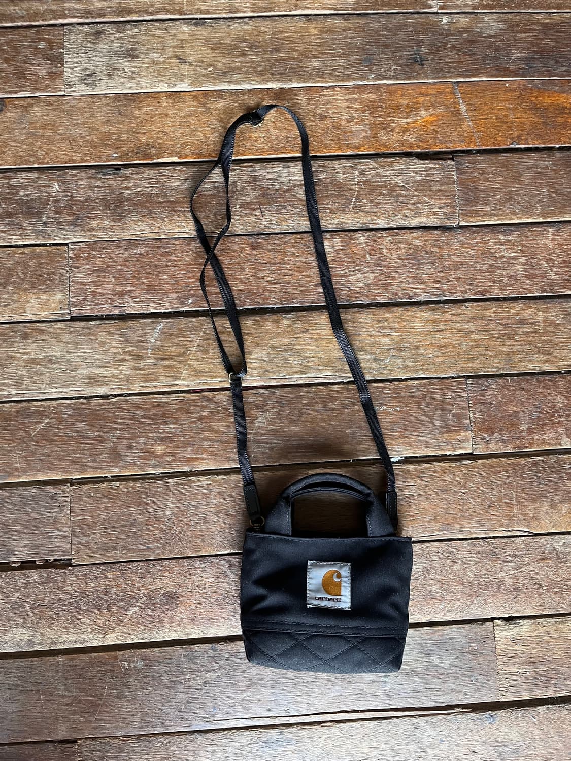 칼하트 업사이클링 초미니가방 상품이미지1