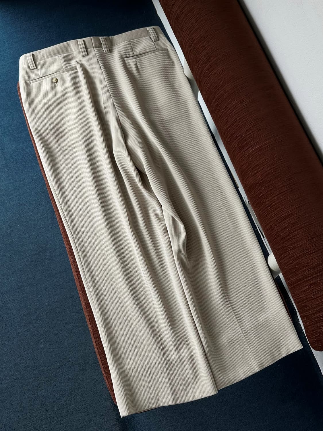 Light woven poly multi pleats trouser 상품이미지9