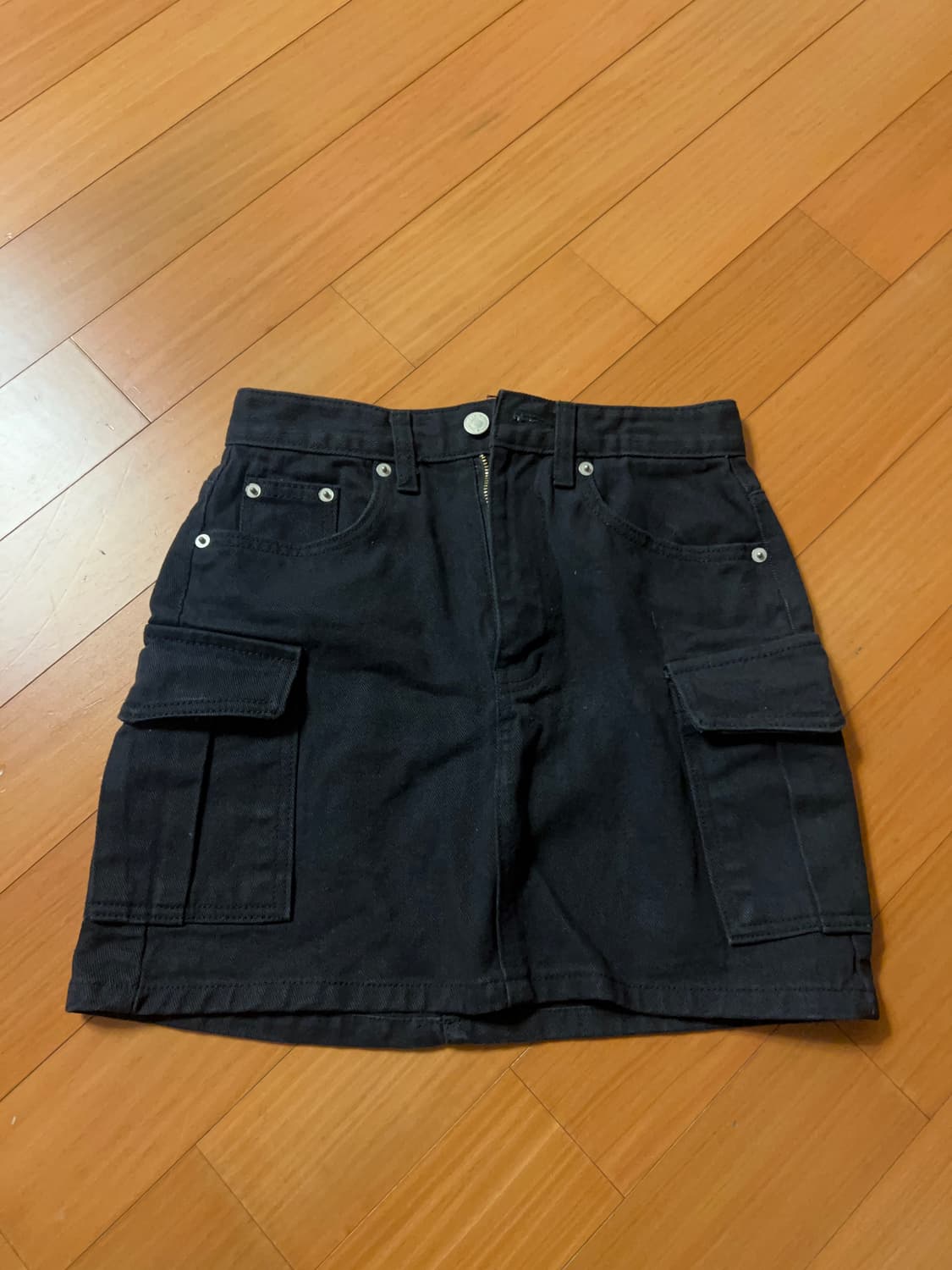 블랙업 카고 스커트 상품이미지3