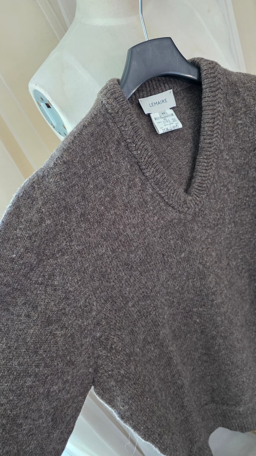 르메르 여성 브이넥 니트 XS 상품이미지4