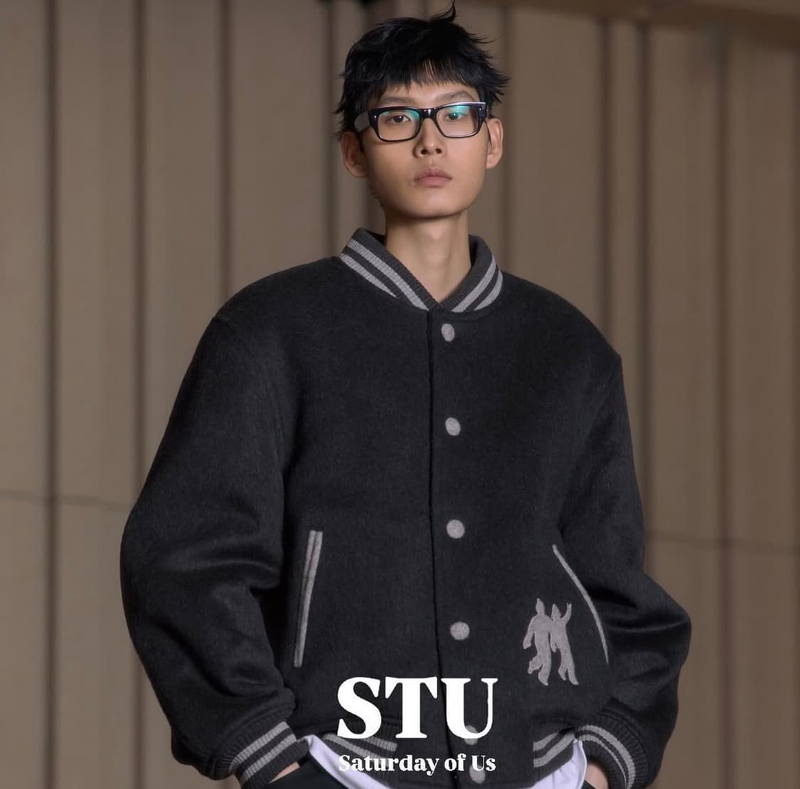 STU 엠브로더리 패디드 봄버 Charcoal 상품이미지2