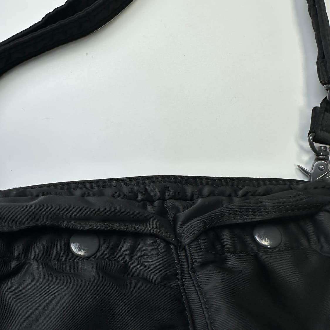 PORTER TANKER SHOULDER BAG 포터 탱커 숄더백 상품이미지4