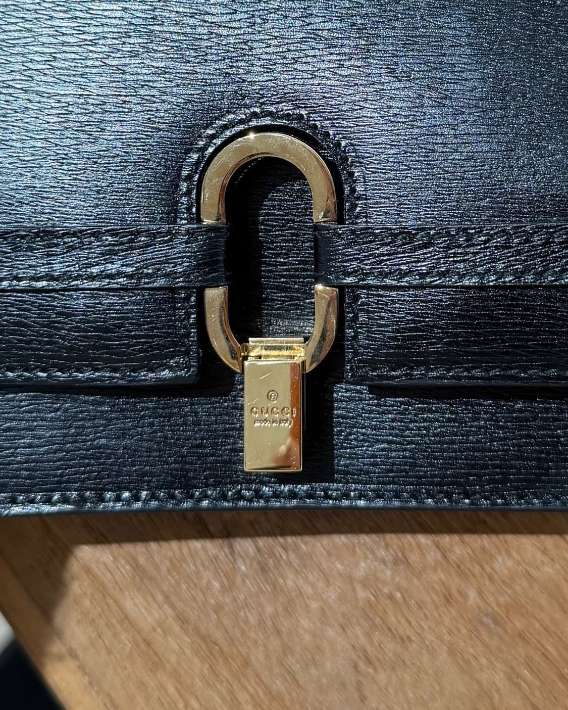 구찌 블랙 칼스킨 GG 마몽 마틀라세 스몰 숄더백 상품이미지7