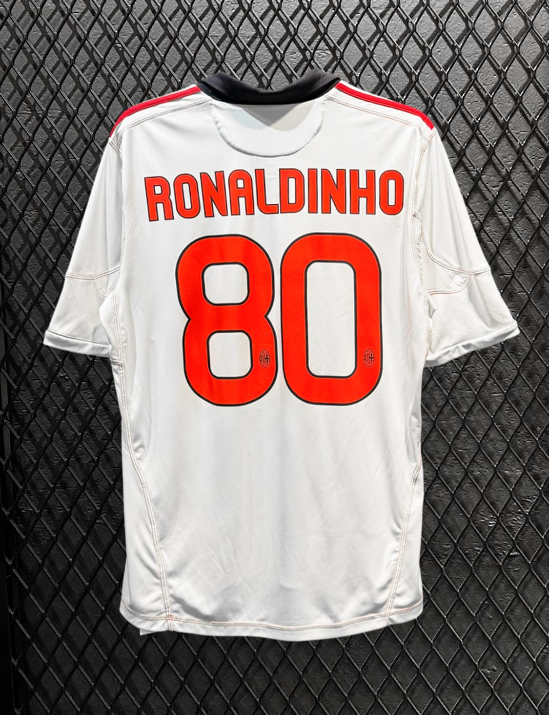 10/11 AC밀란 어웨이 호나우지뉴 (L) 상품이미지3